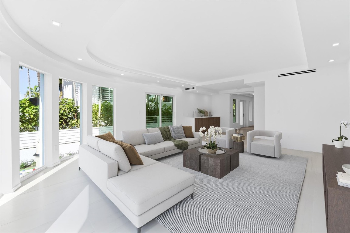 423 Hendricks Fort Lauderdale, FL 33301