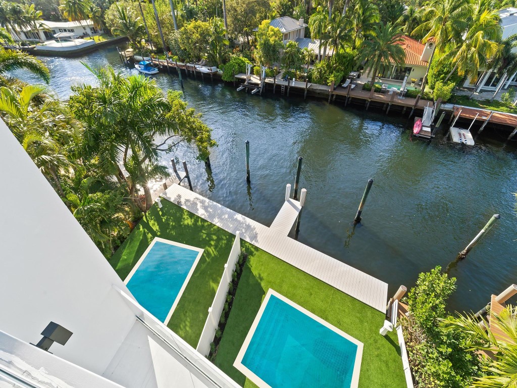423 Hendricks Fort Lauderdale, FL 33301