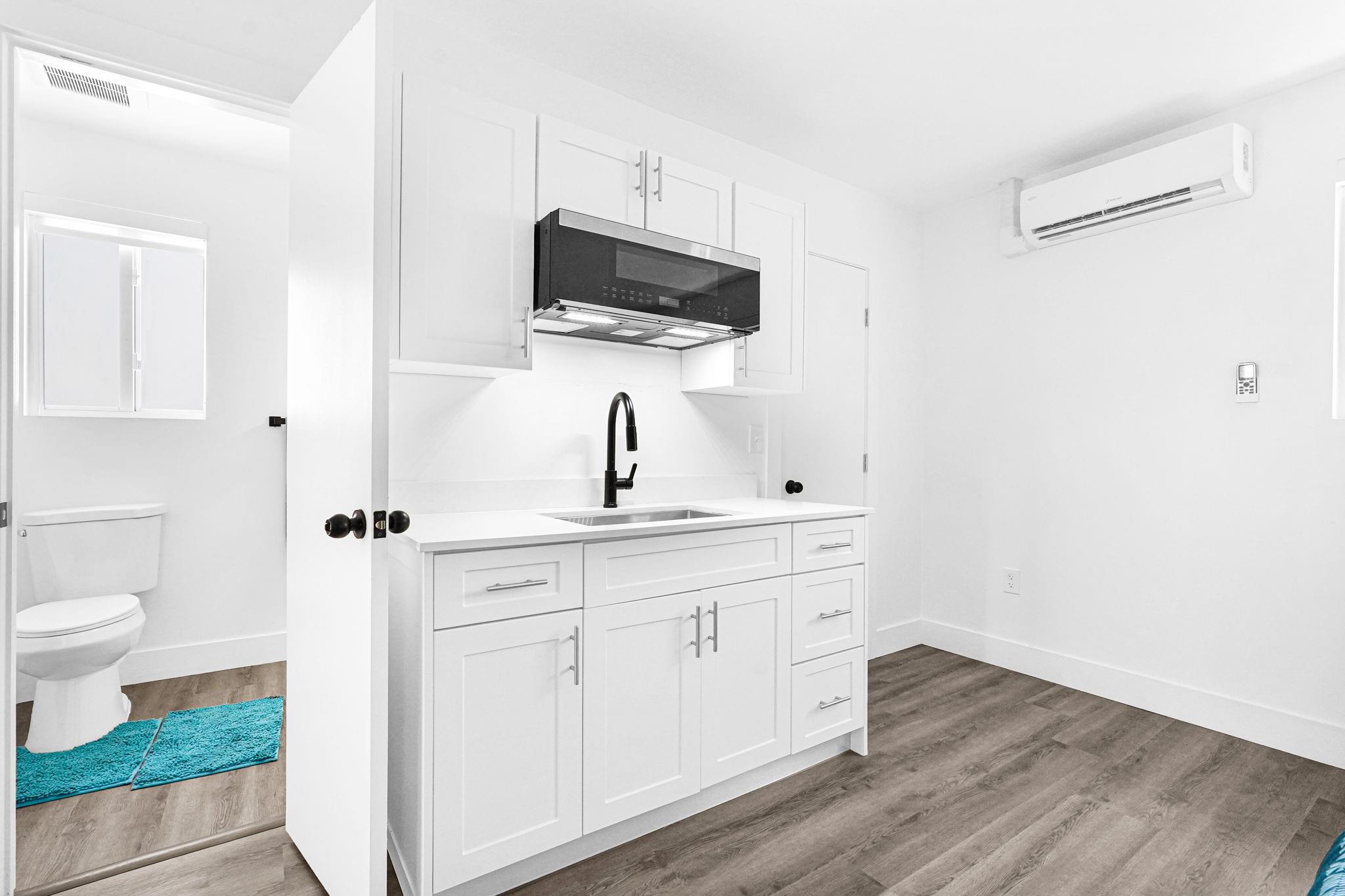 725 81st St Miami Beach, FL 33141