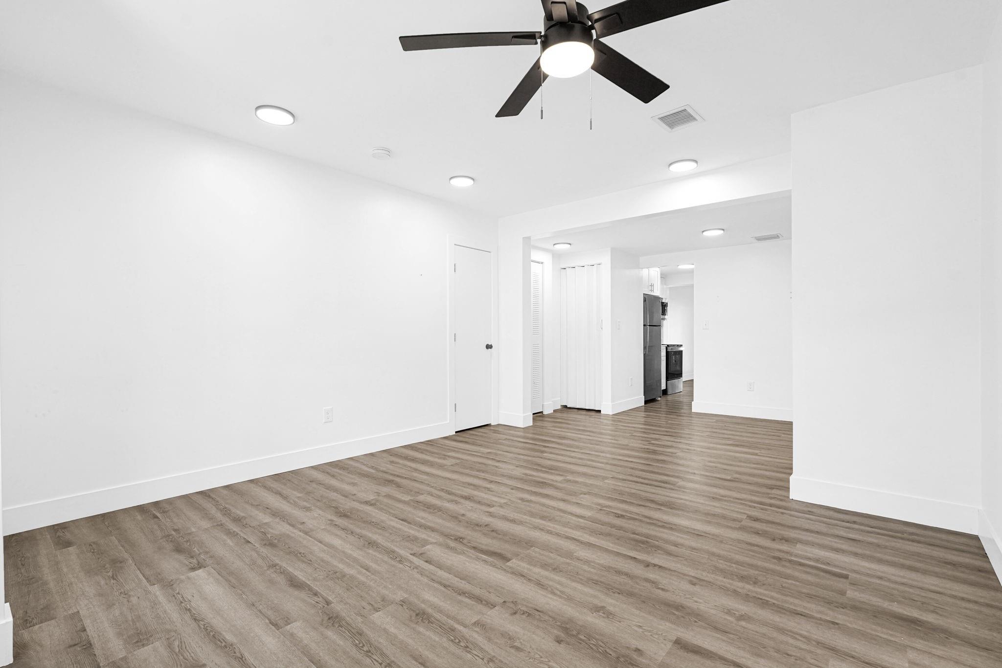 725 81st St Miami Beach, FL 33141