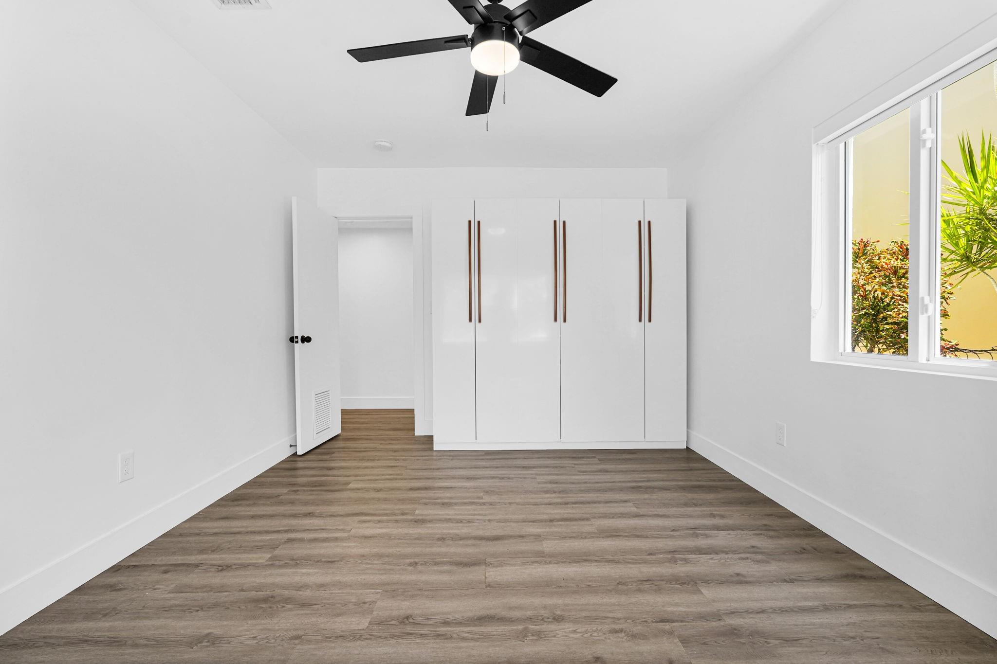 725 81st St Miami Beach, FL 33141