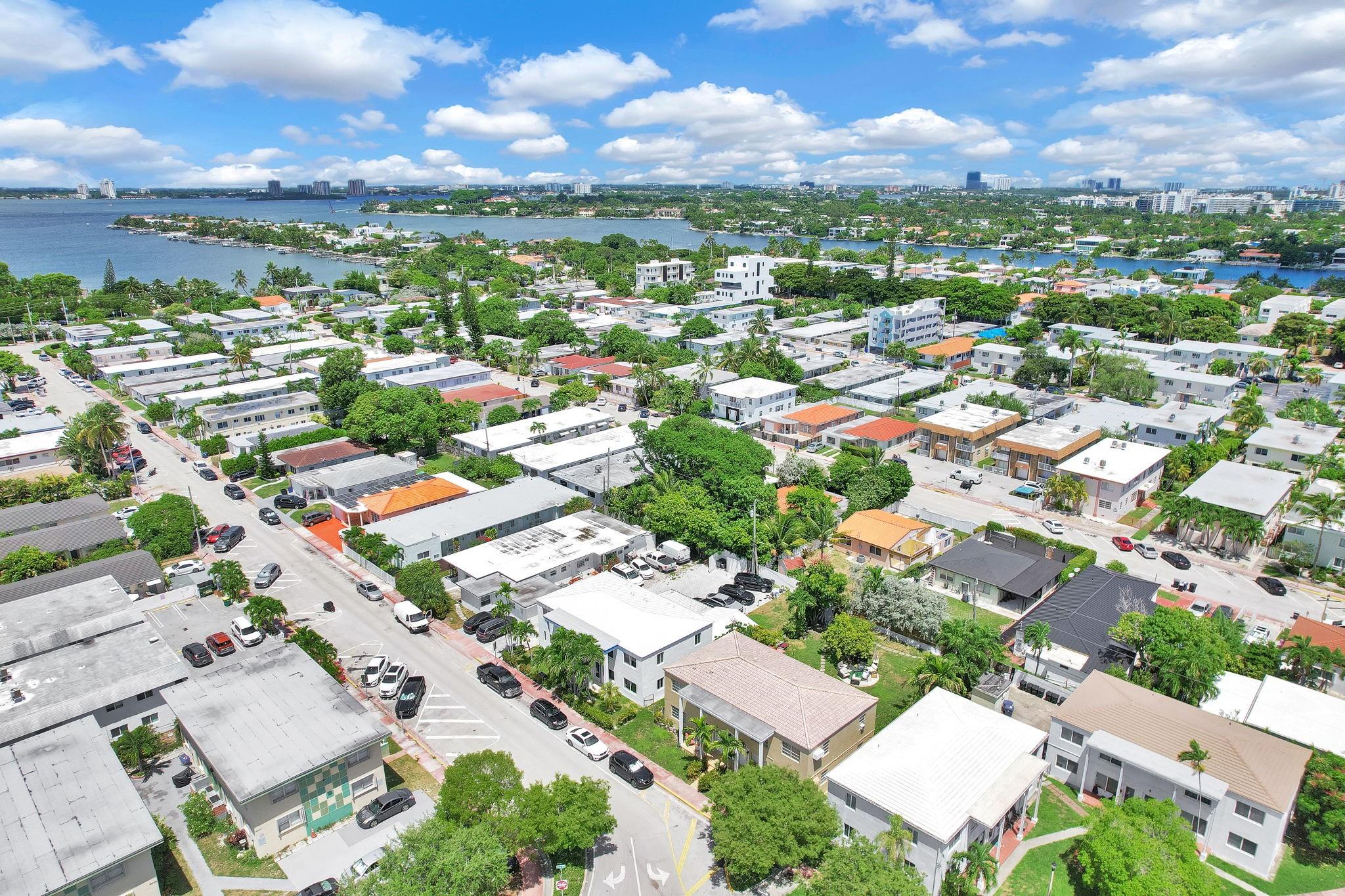 725 81st St Miami Beach, FL 33141