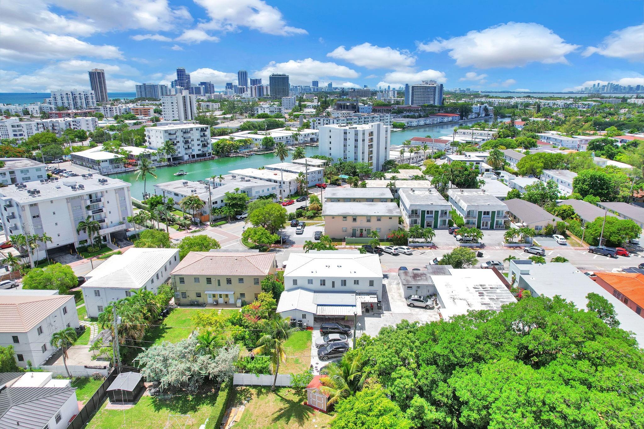 725 81st St Miami Beach, FL 33141