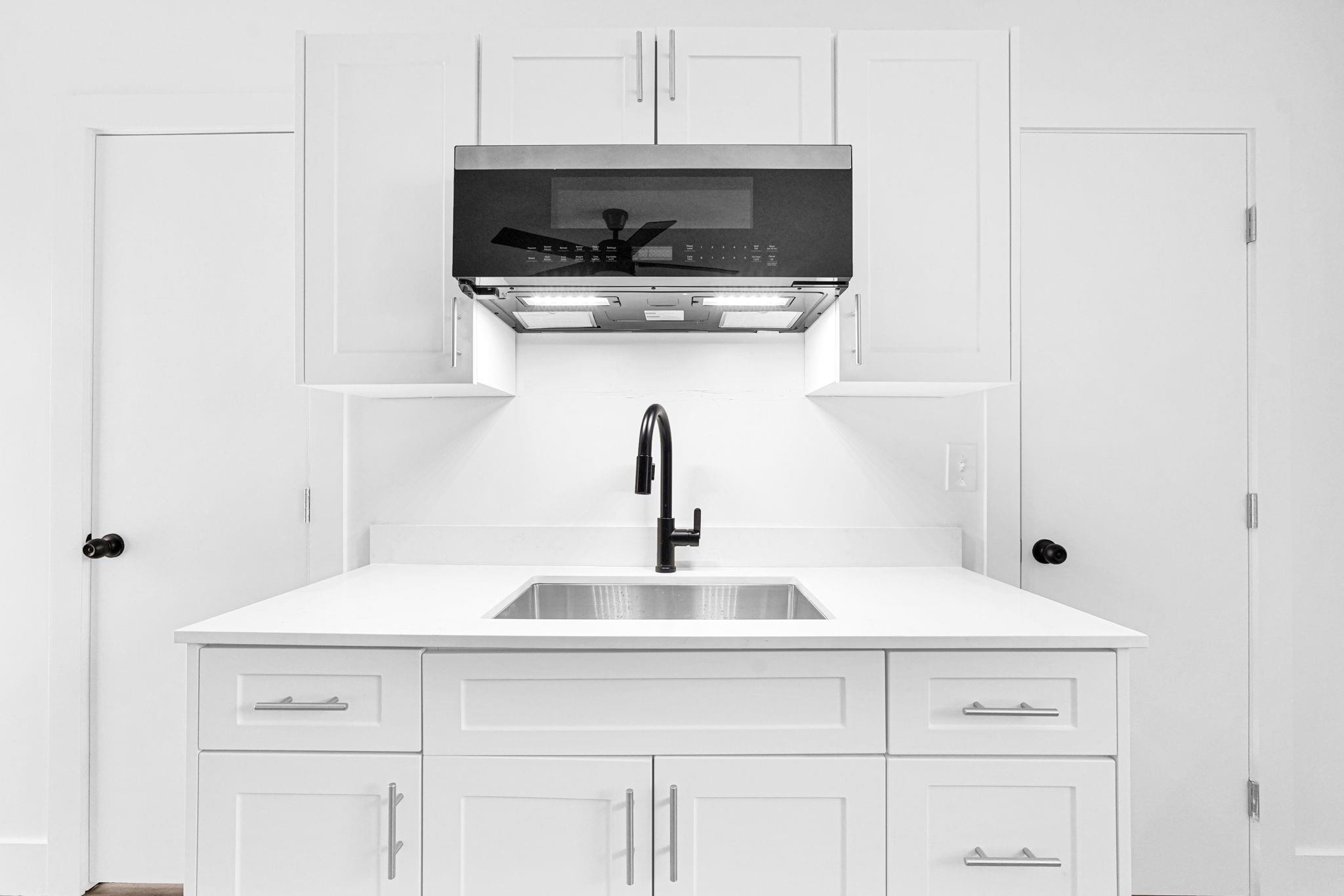 725 81st St Miami Beach, FL 33141