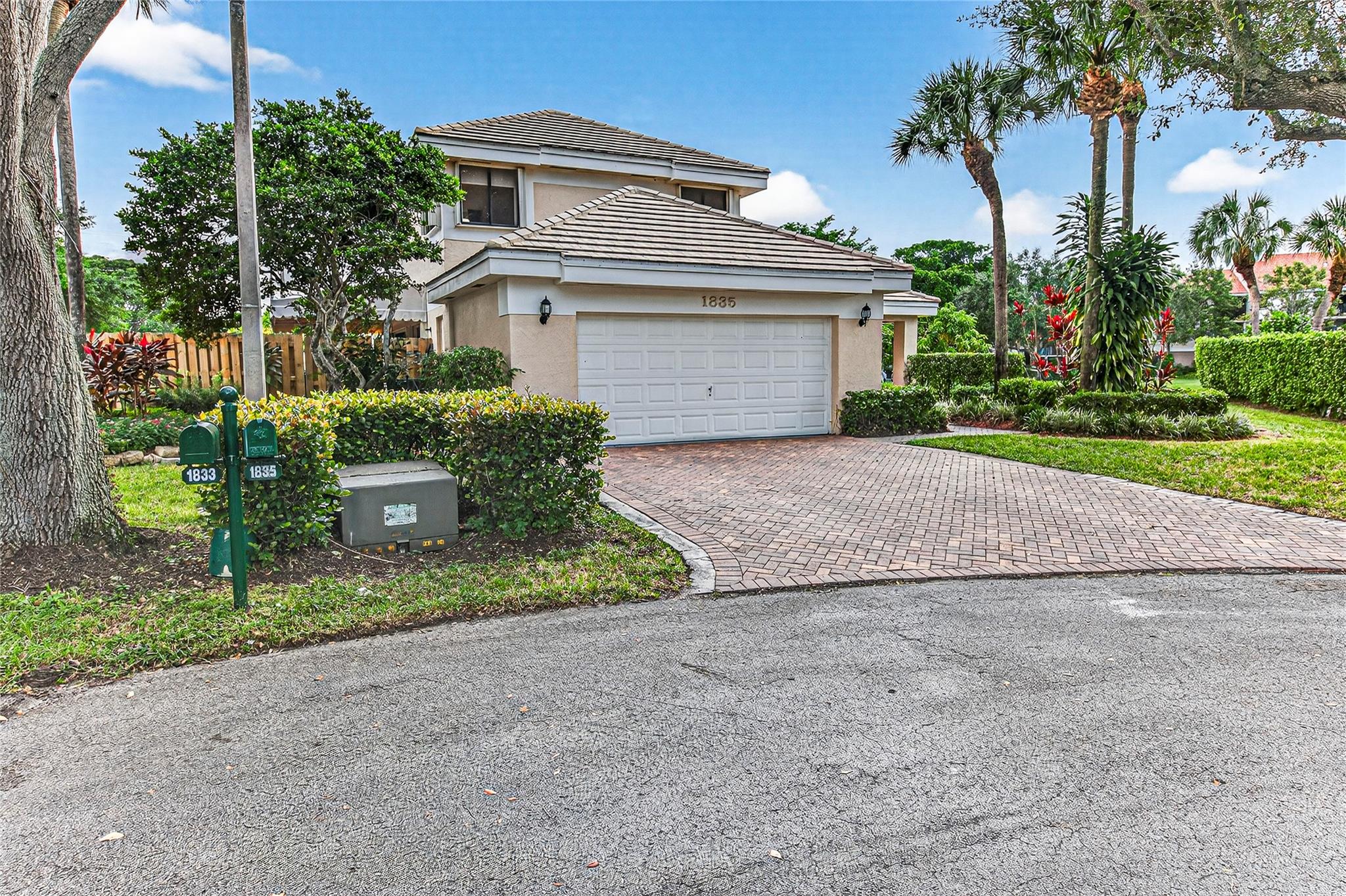 1835 NW 99th Ave