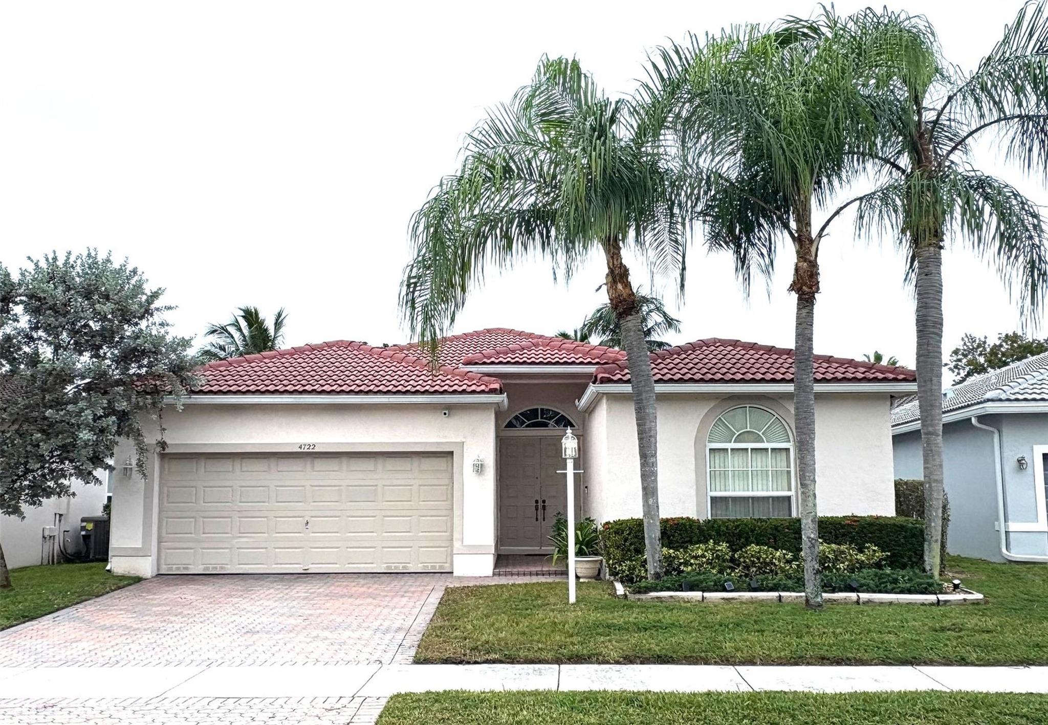 4722 NW 119th Ave