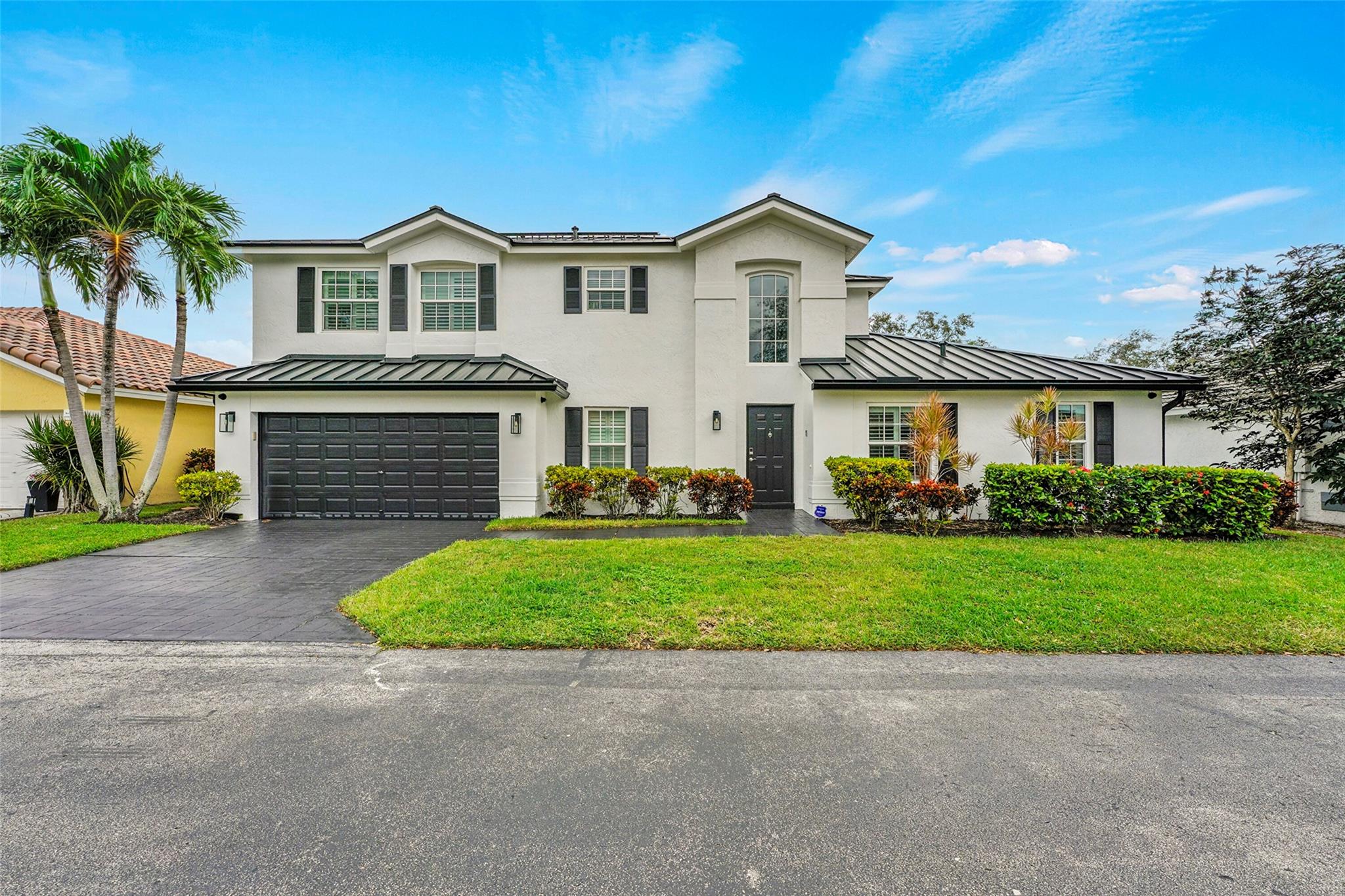 3588 Sahara Spgs Blvd