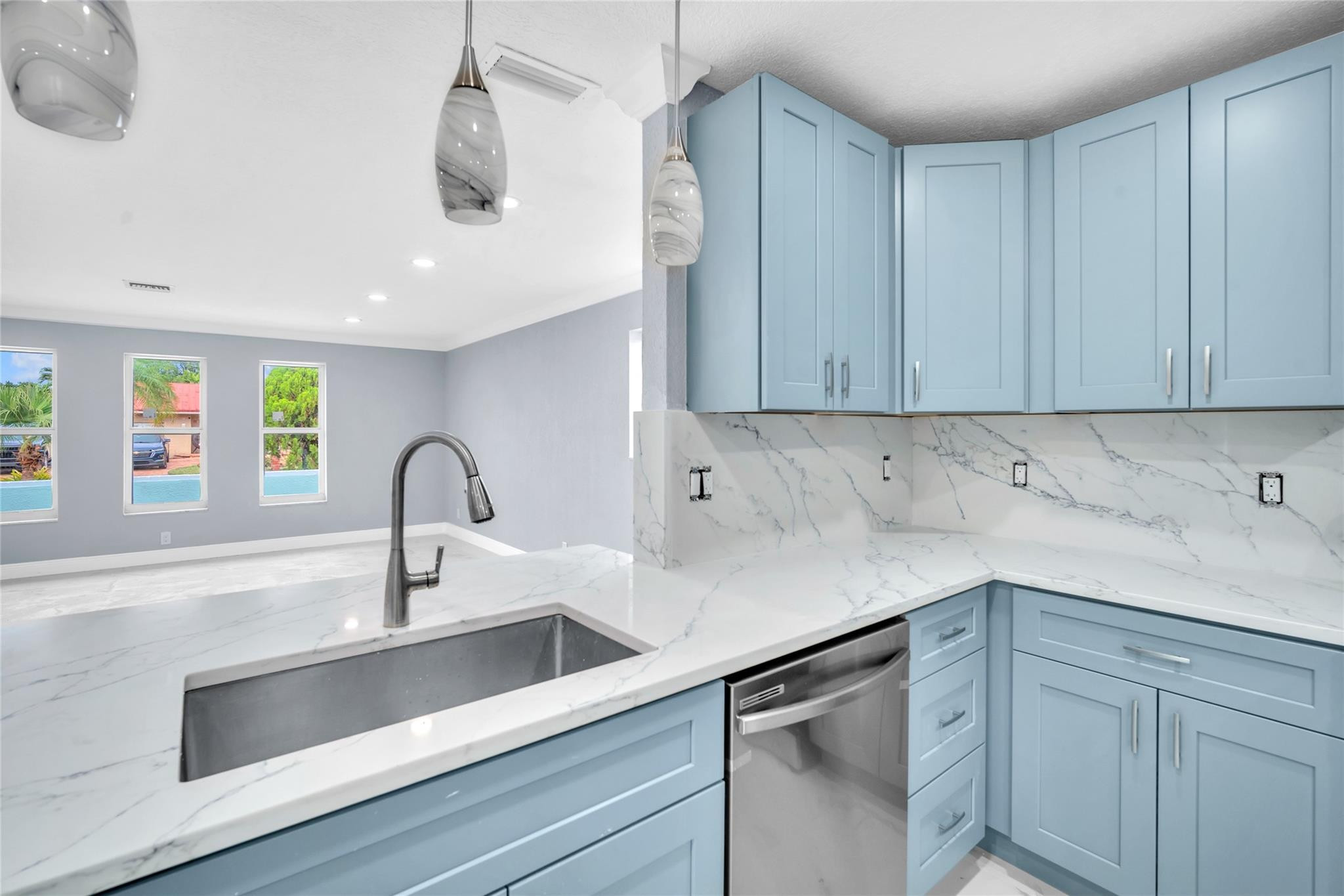 3260 Nw 63rd St Fort Lauderdale, FL 33309