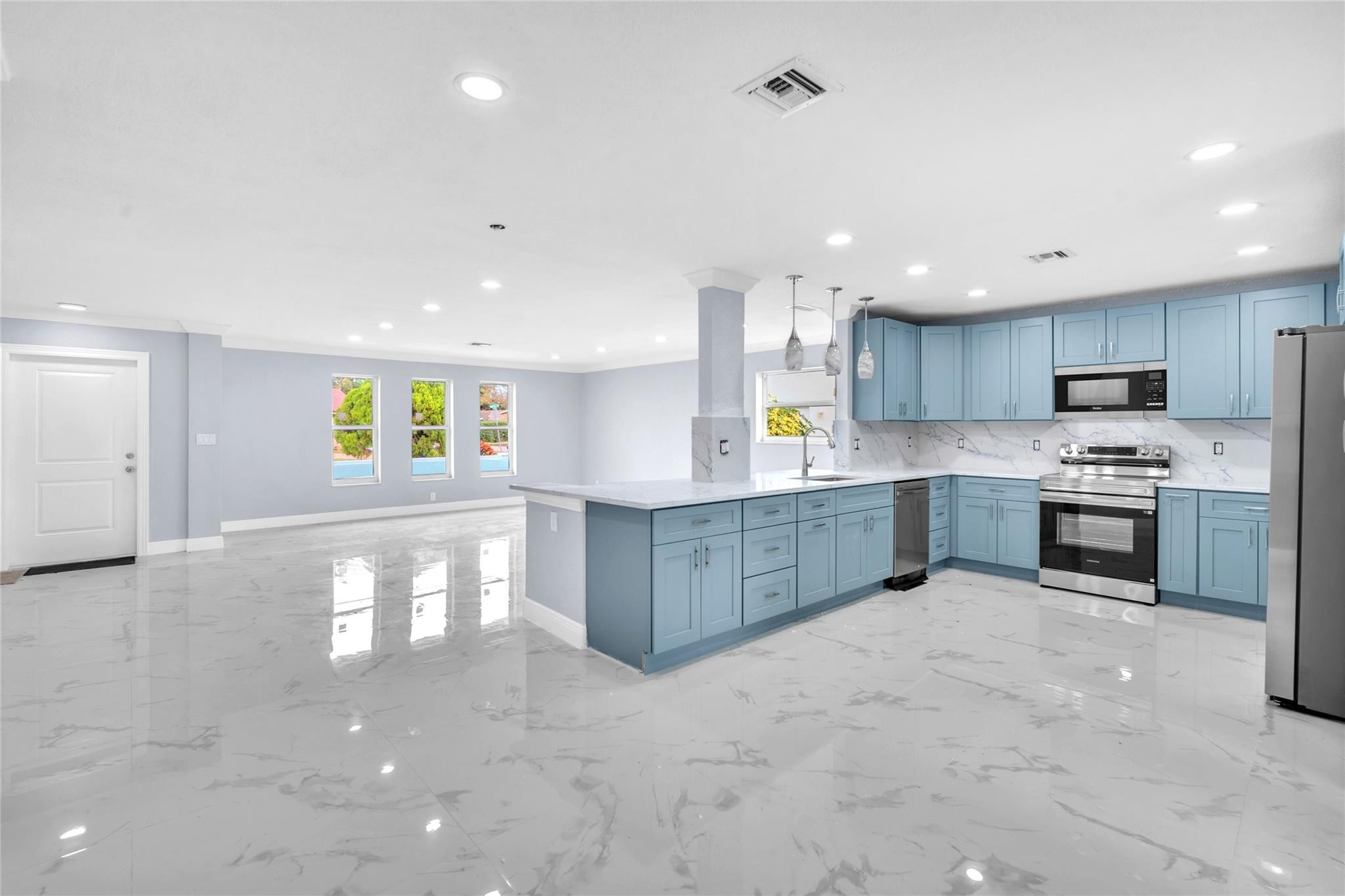 3260 Nw 63rd St Fort Lauderdale, FL 33309