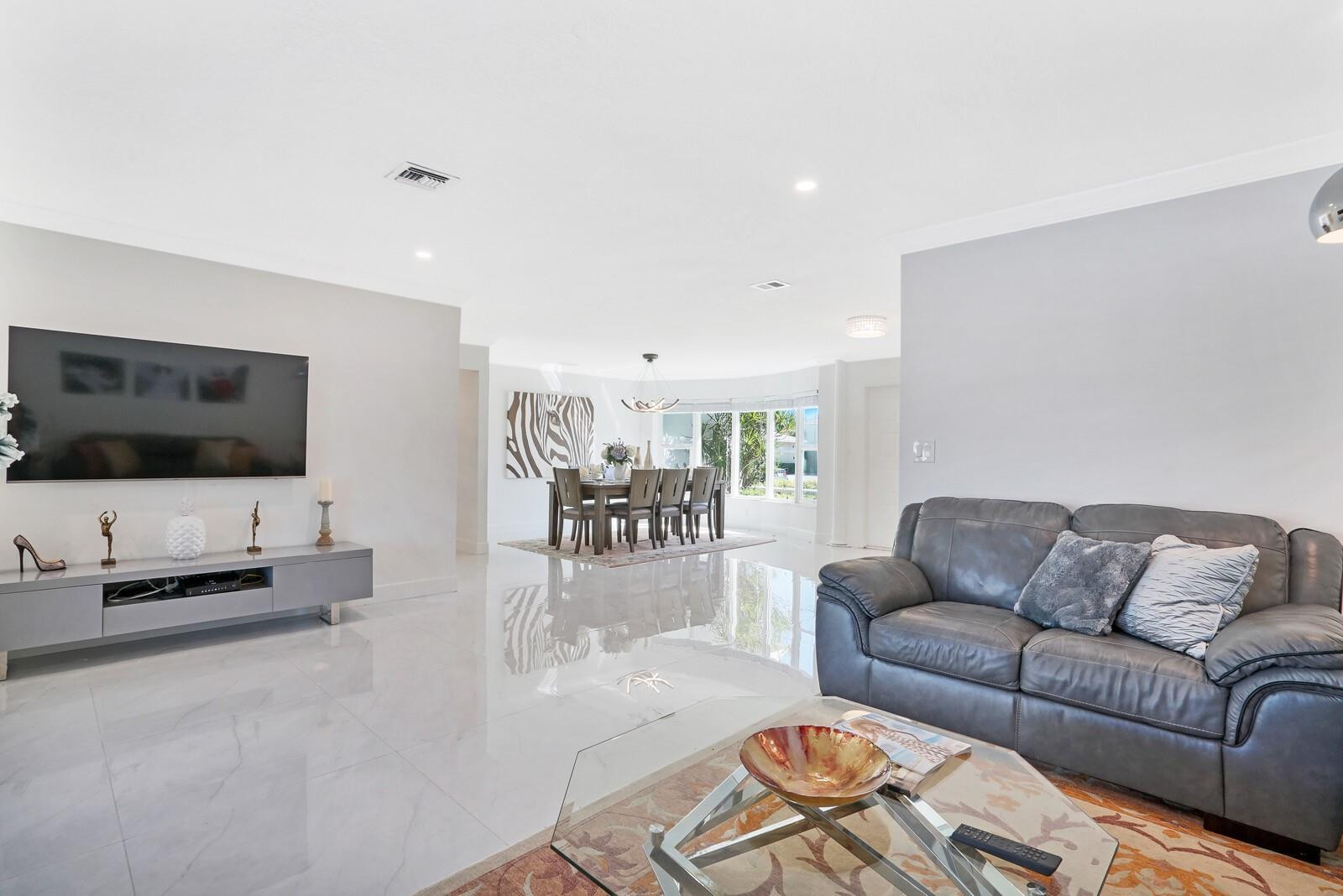 4101 NE 24th Lighthouse Point, FL 33064