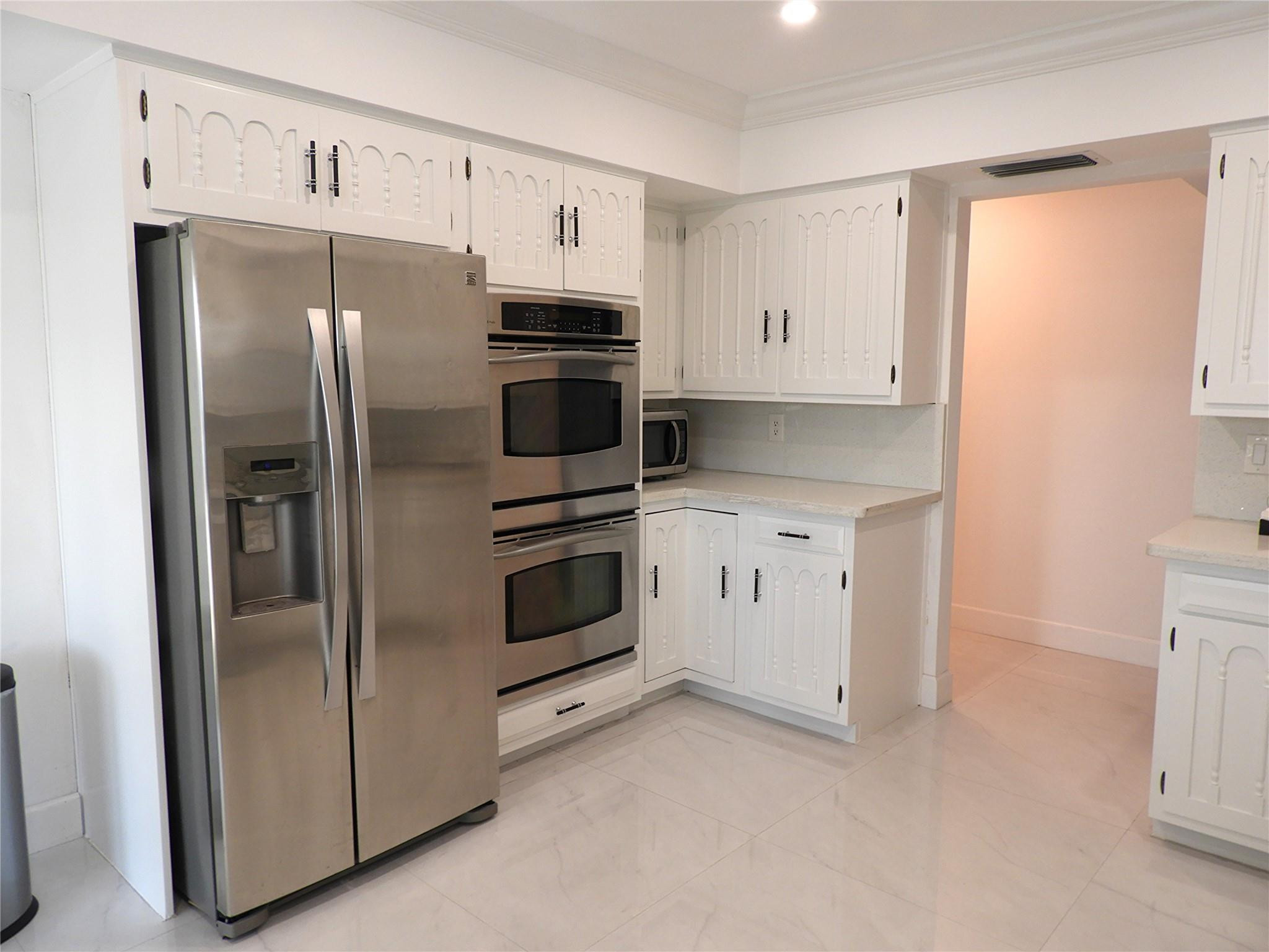 4101 NE 24th Lighthouse Point, FL 33064