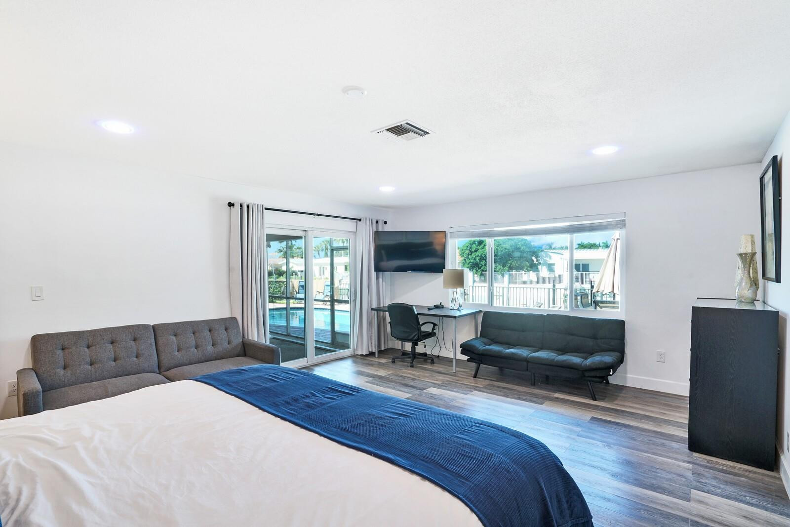 4101 NE 24th Lighthouse Point, FL 33064