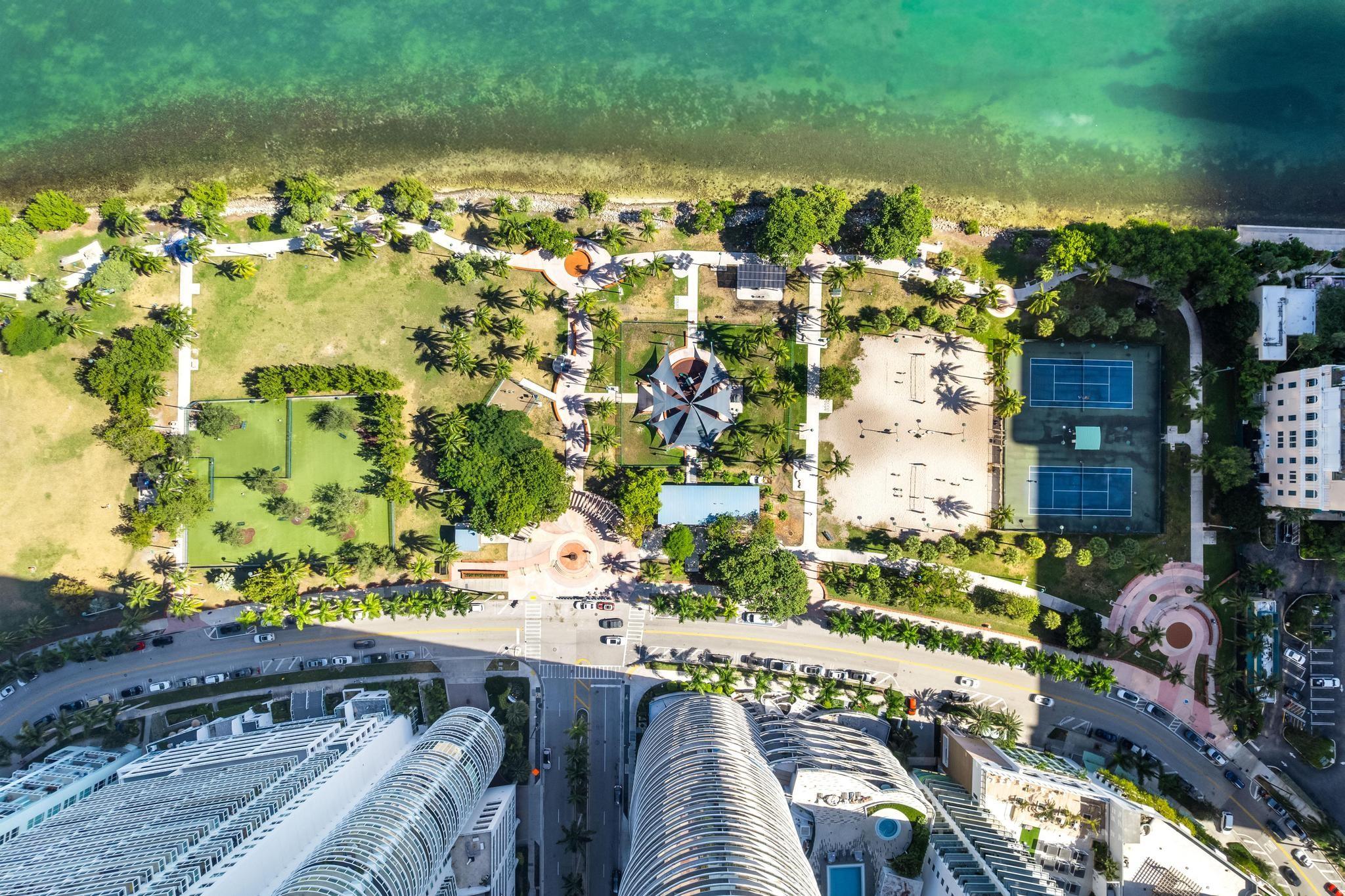 image Aria On The Bay30