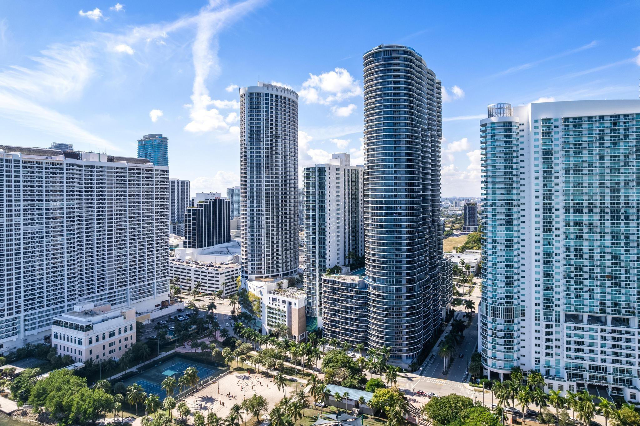 image Aria On The Bay32