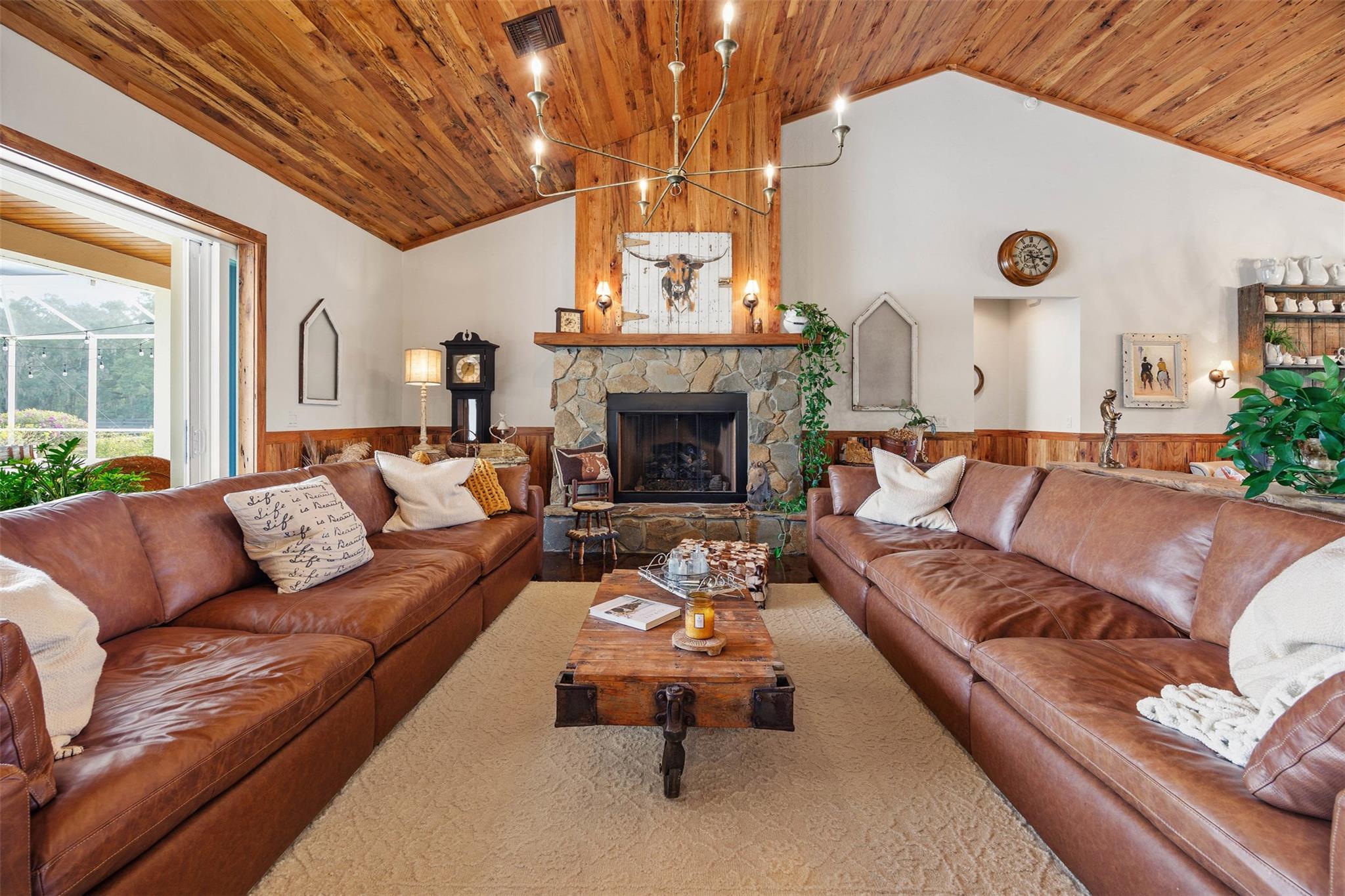 41526 Saddle Rdg Ln Wildwood, FL 32195