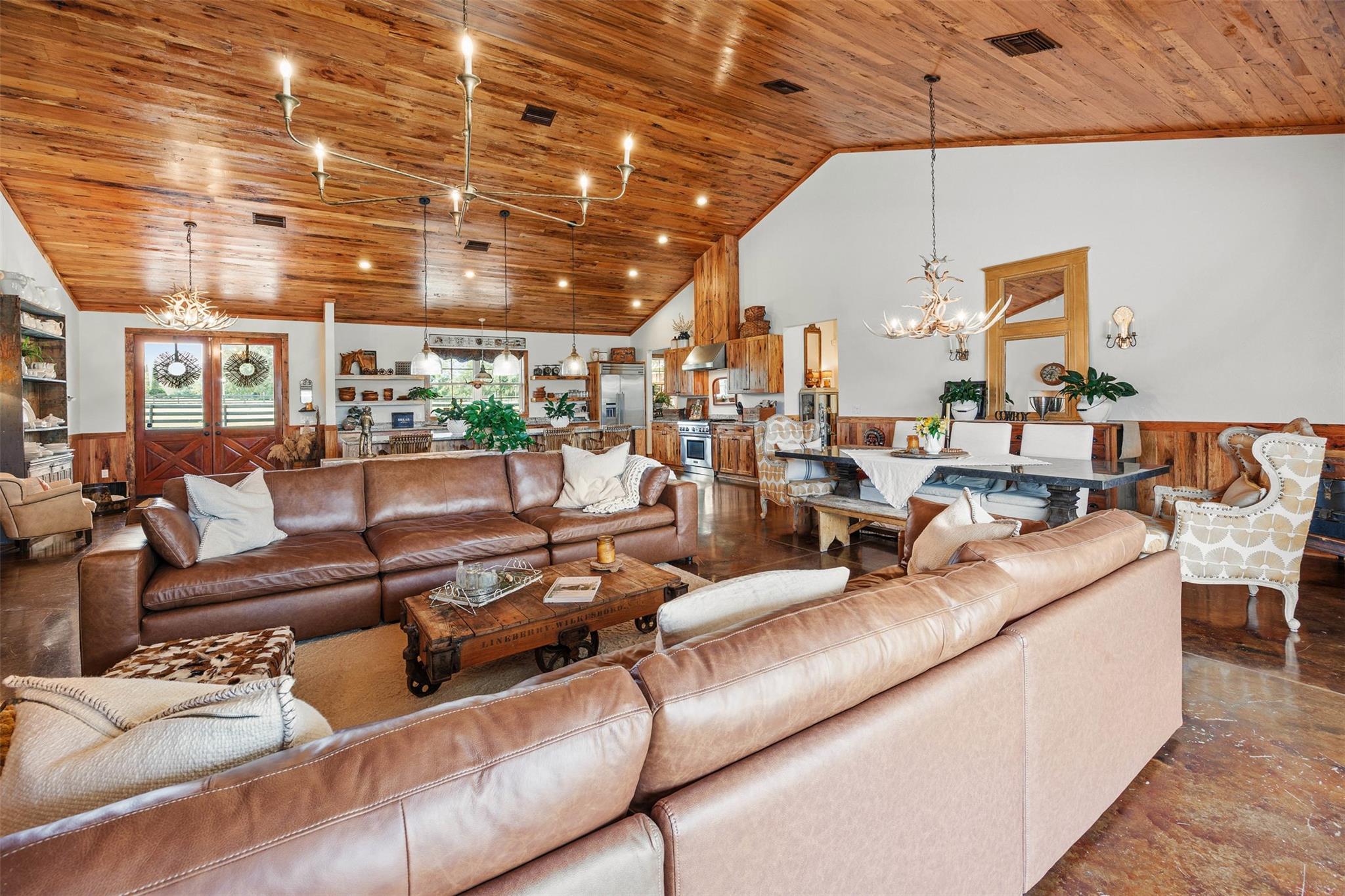 41526 Saddle Rdg Ln Wildwood, FL 32195