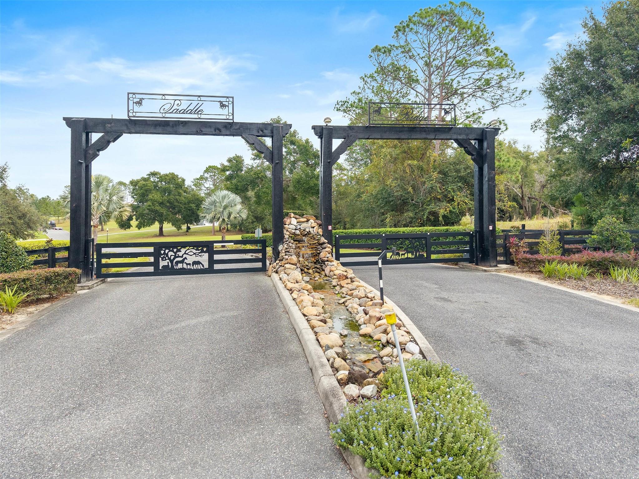 41526 Saddle Rdg Ln Wildwood, FL 32195