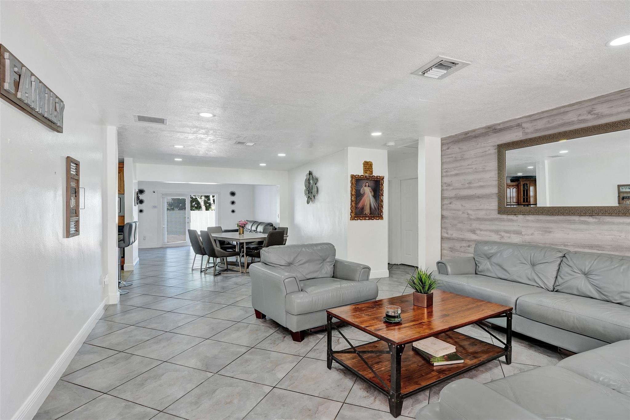 6209 SW 20th Ct Miramar, FL 33023