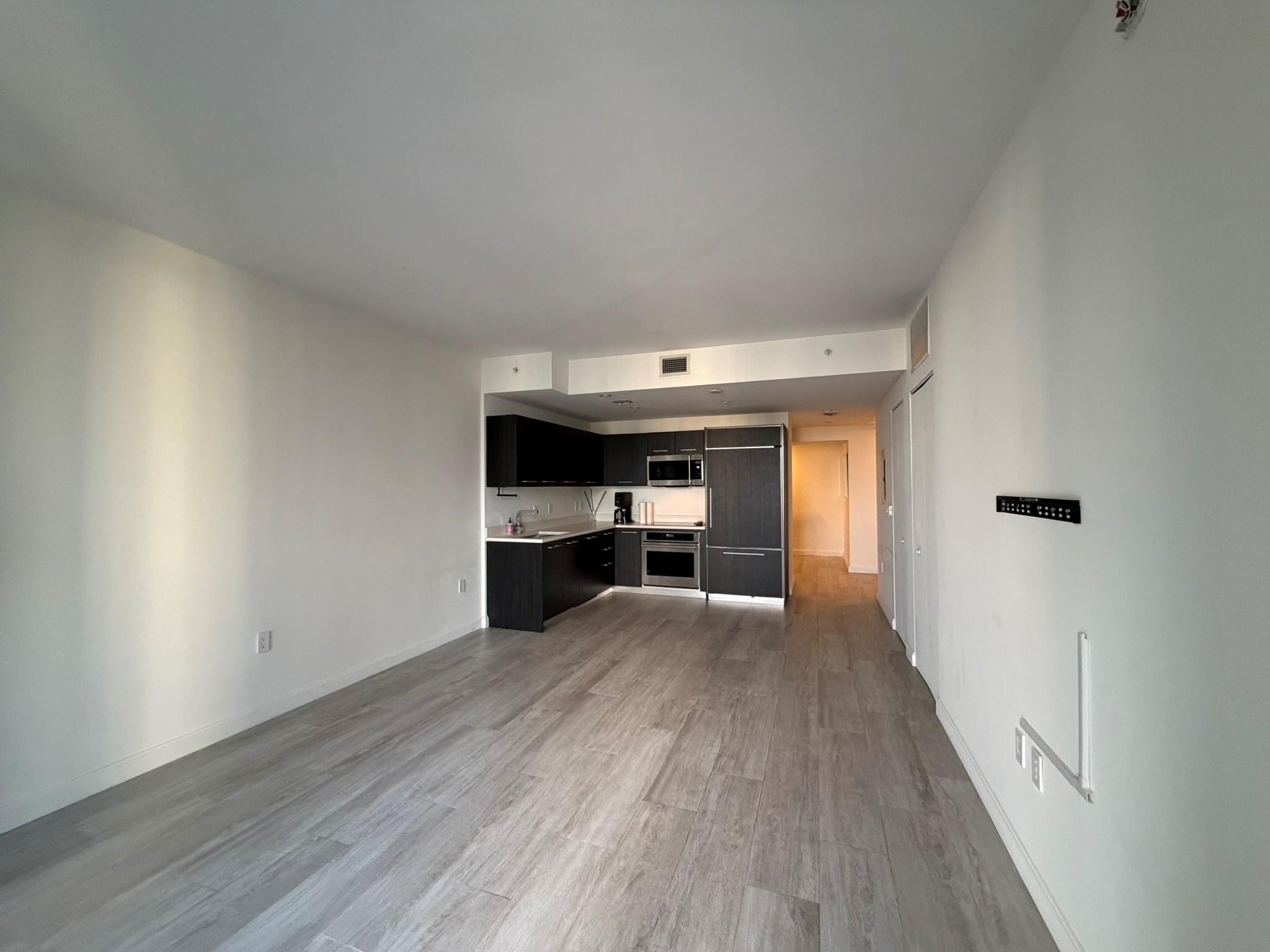 image Brickell Heights East9