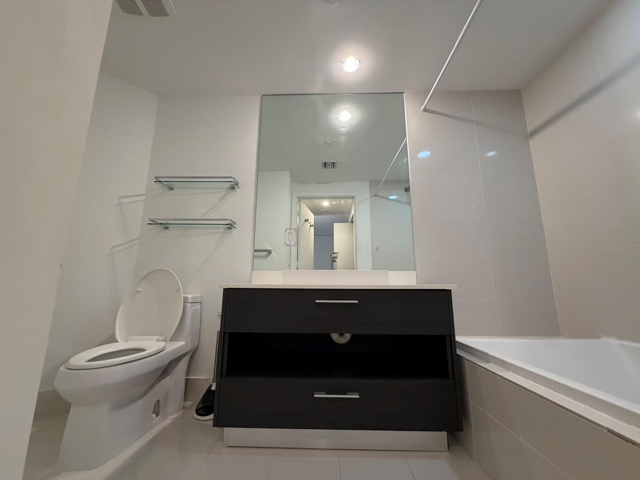 image Brickell Heights East16