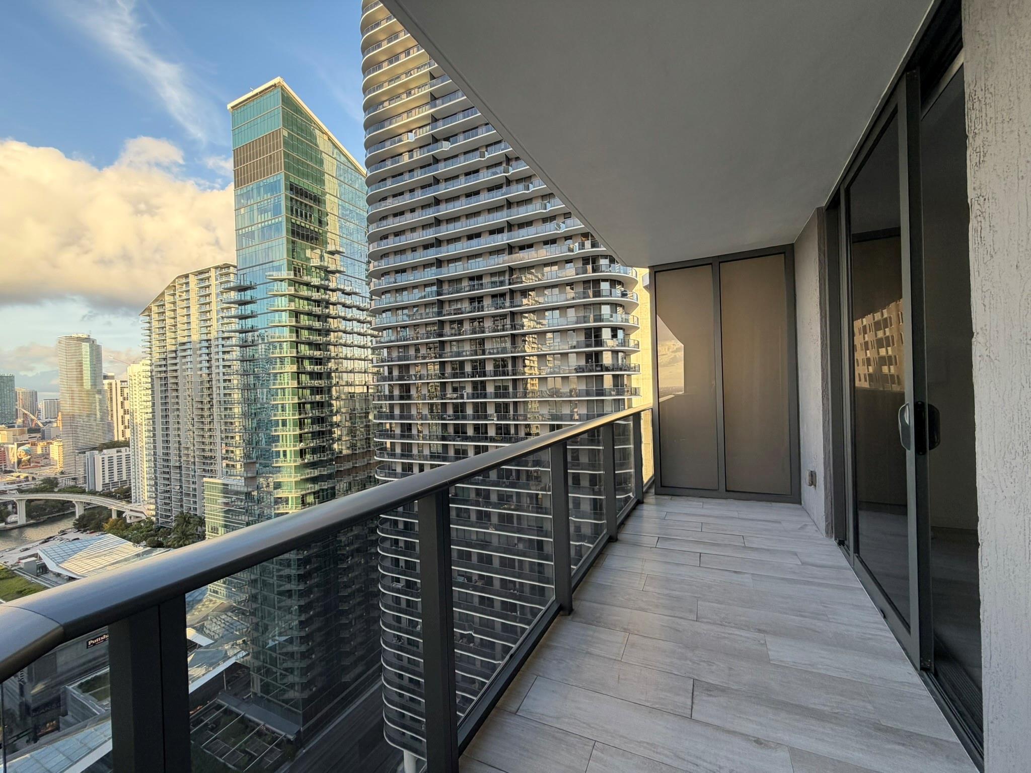 image Brickell Heights East4