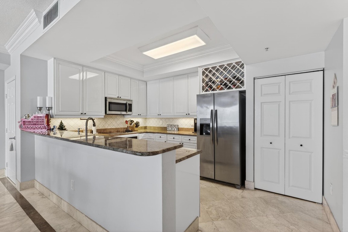 100 S Birch #1003 Fort Lauderdale, FL 33316