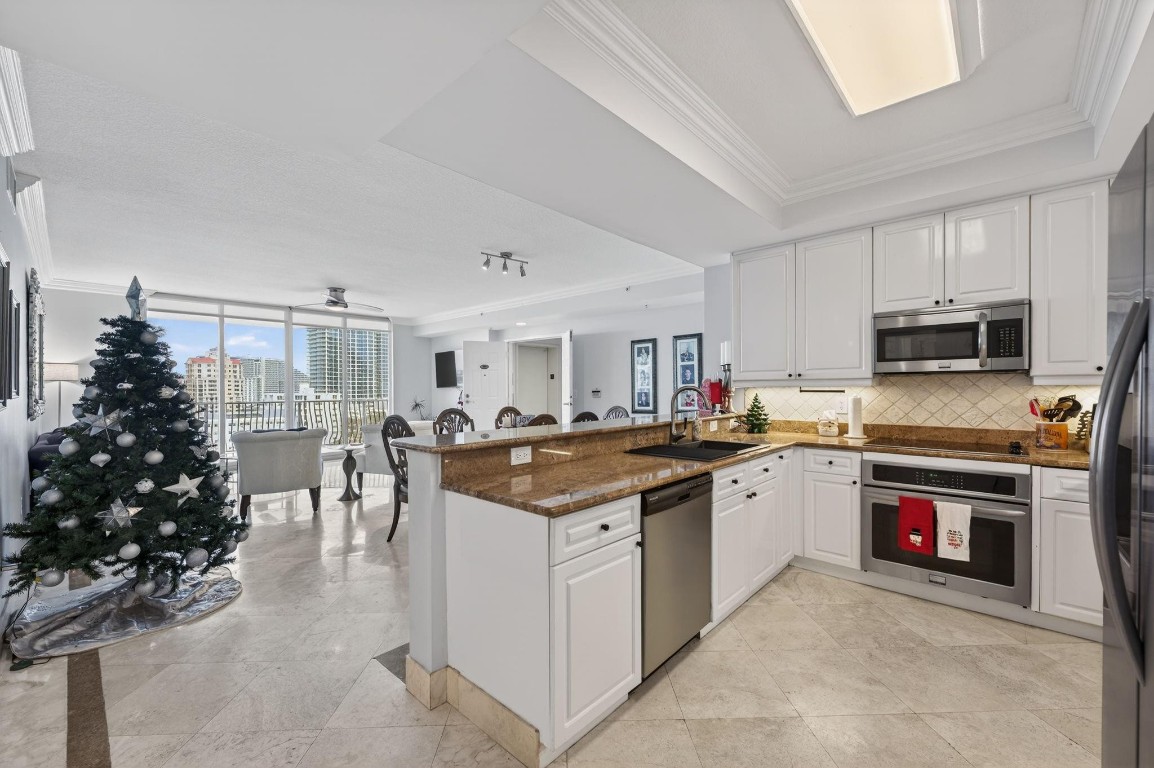 100 S Birch #1003 Fort Lauderdale, FL 33316