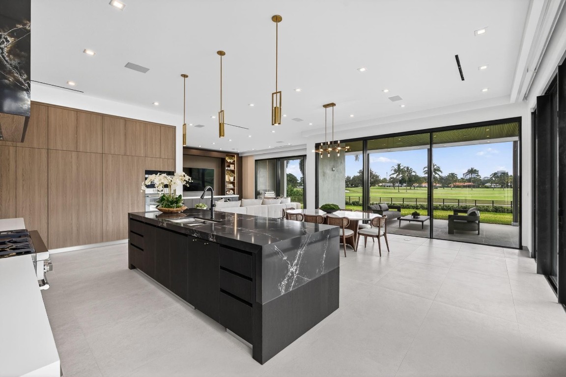 4312 NE 23rd Fort Lauderdale, FL 33308