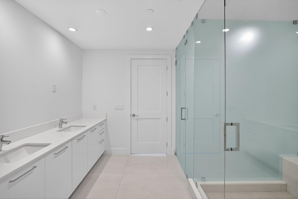 153 N Seabreeze #1805-S Fort Lauderdale, FL 33304