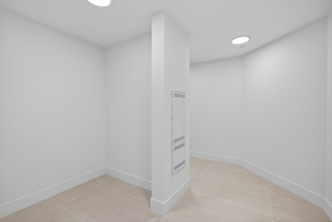 153 N Seabreeze #1805-S Fort Lauderdale, FL 33304