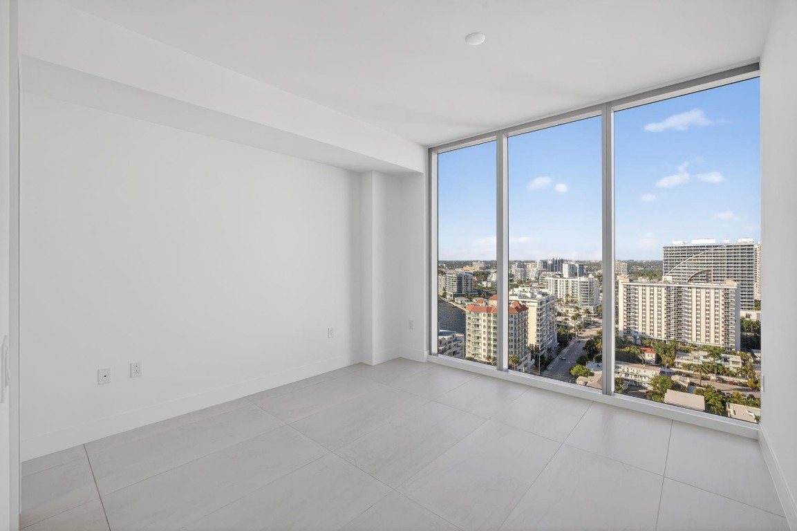 153 N Seabreeze #1805-S Fort Lauderdale, FL 33304