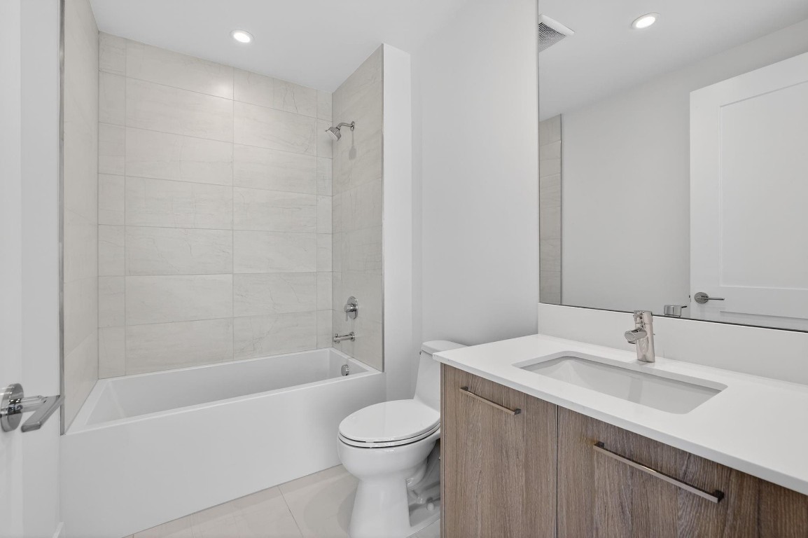 153 N Seabreeze #1805-S Fort Lauderdale, FL 33304