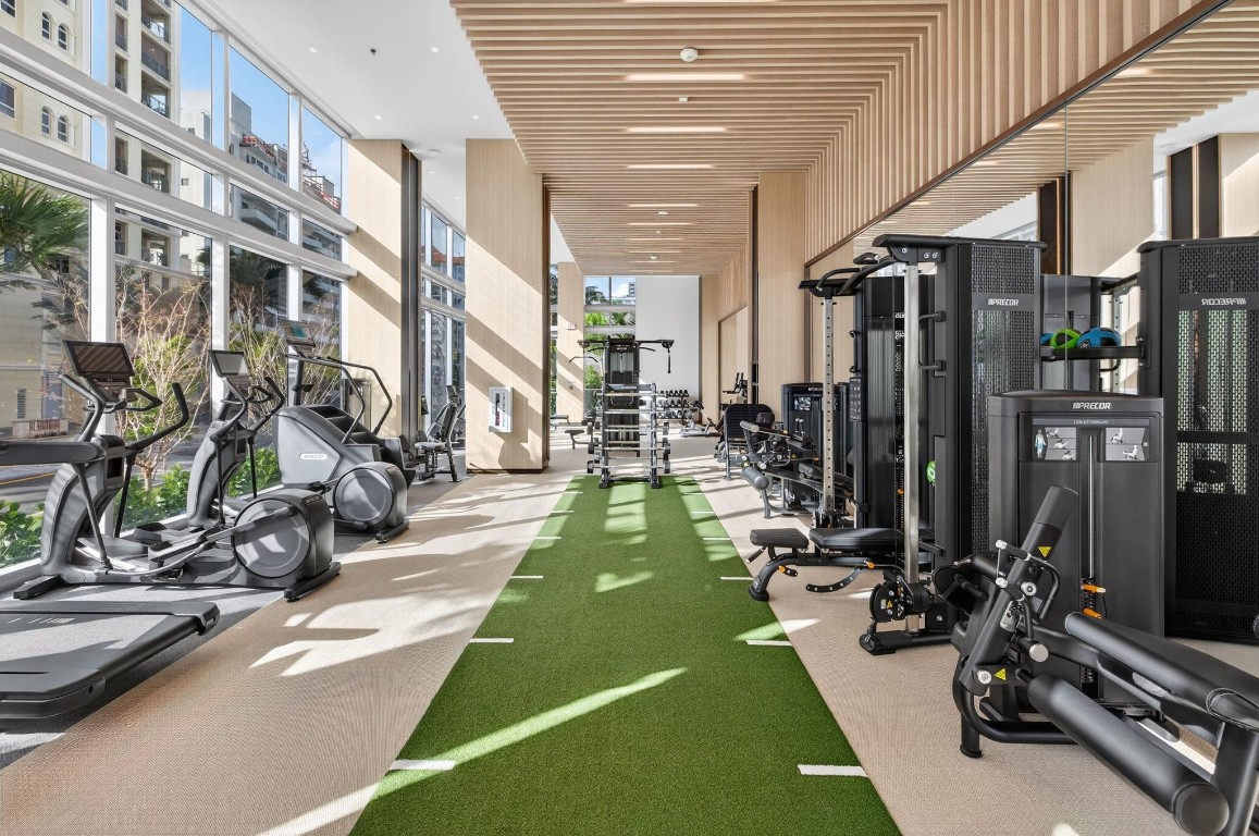 153 N Seabreeze #1805-S Fort Lauderdale, FL 33304