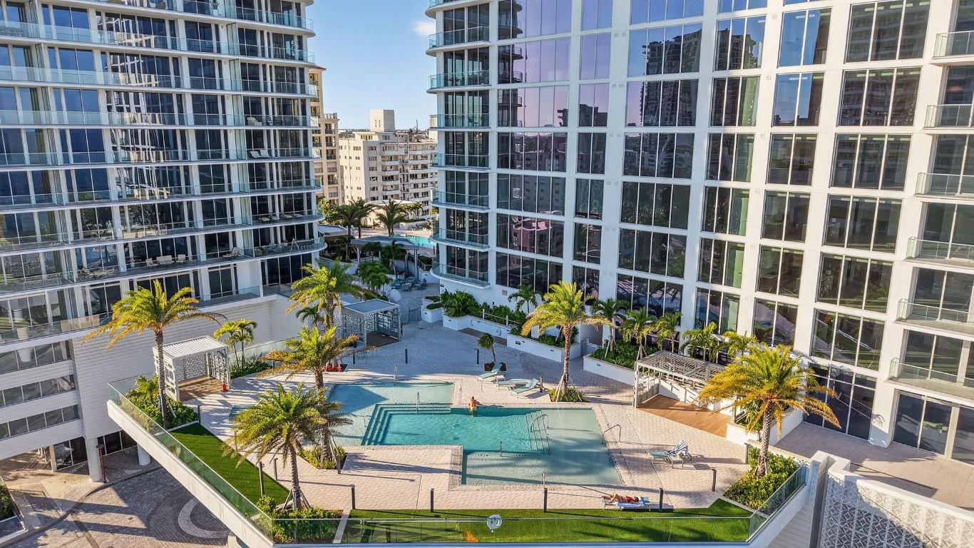 153 N Seabreeze #1805-S Fort Lauderdale, FL 33304