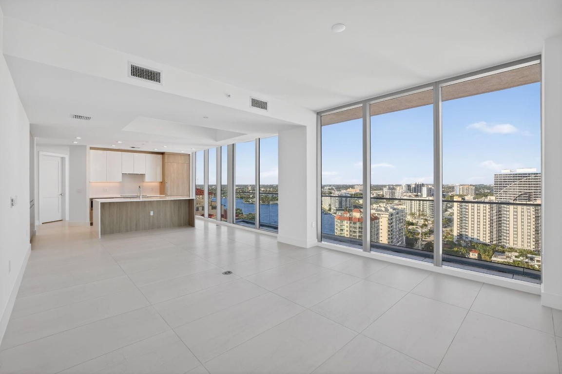 153 N Seabreeze #1805-S Fort Lauderdale, FL 33304