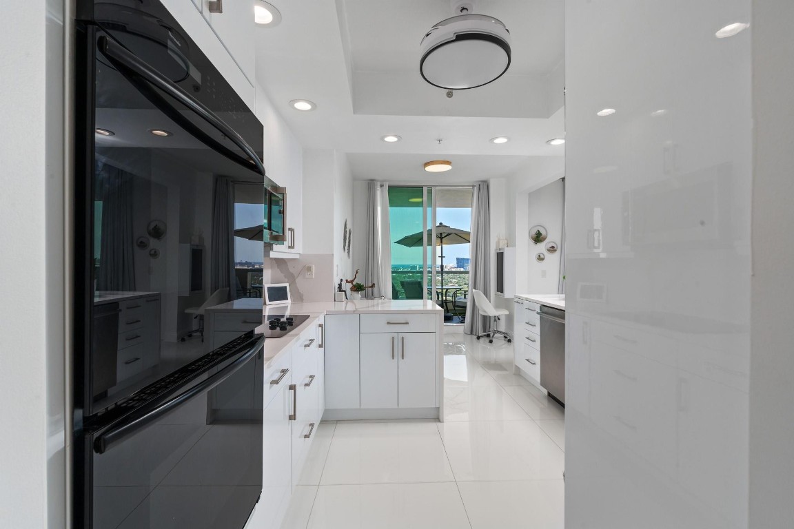 411 N New Riv #2205 Fort Lauderdale, FL 33301