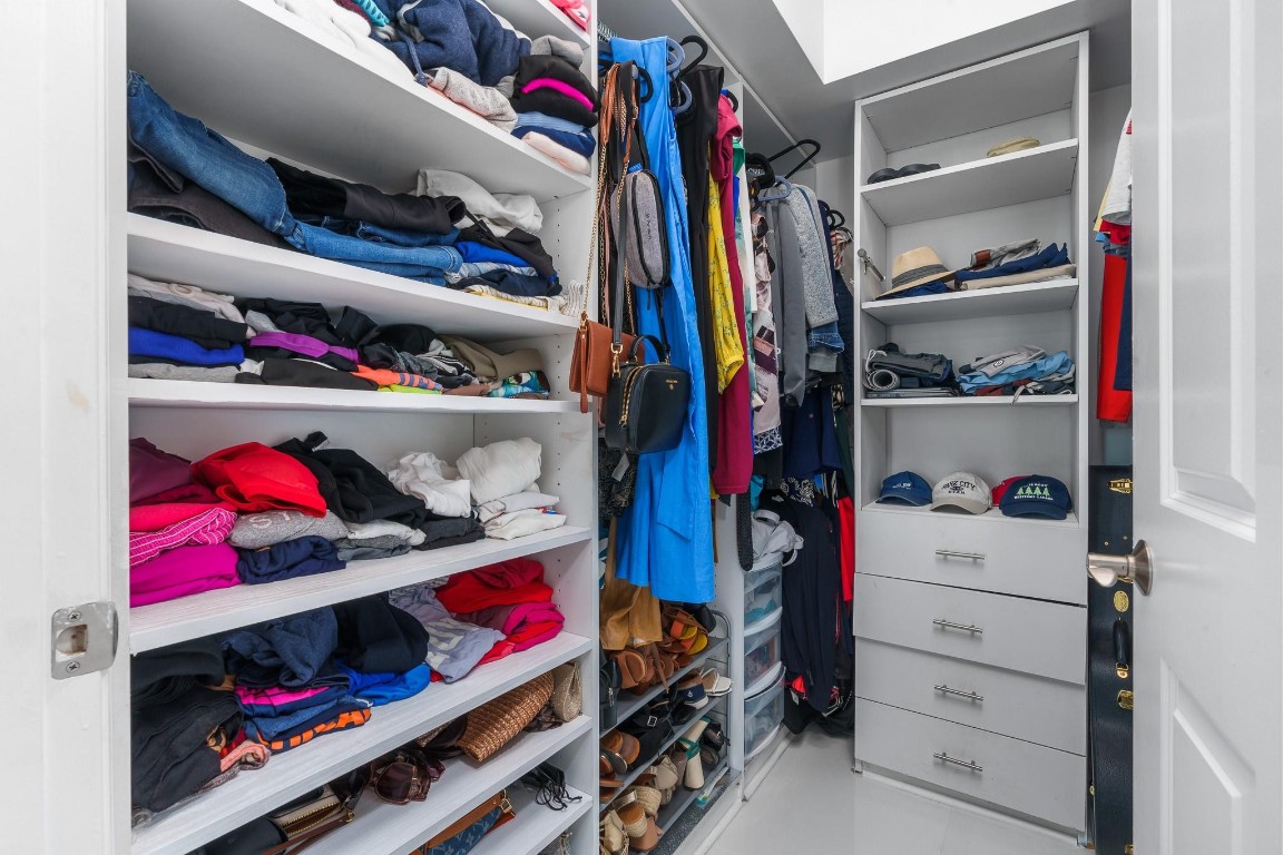 411 N New Riv #2205 Fort Lauderdale, FL 33301