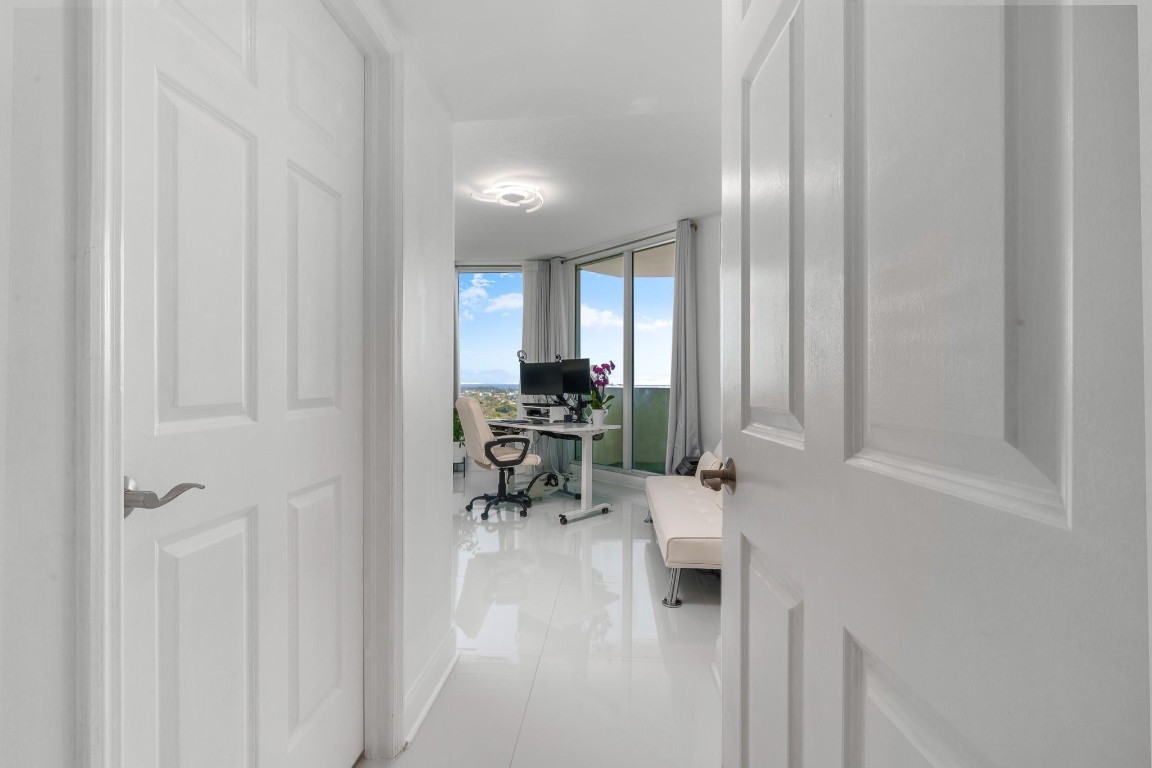 411 N New Riv #2205 Fort Lauderdale, FL 33301