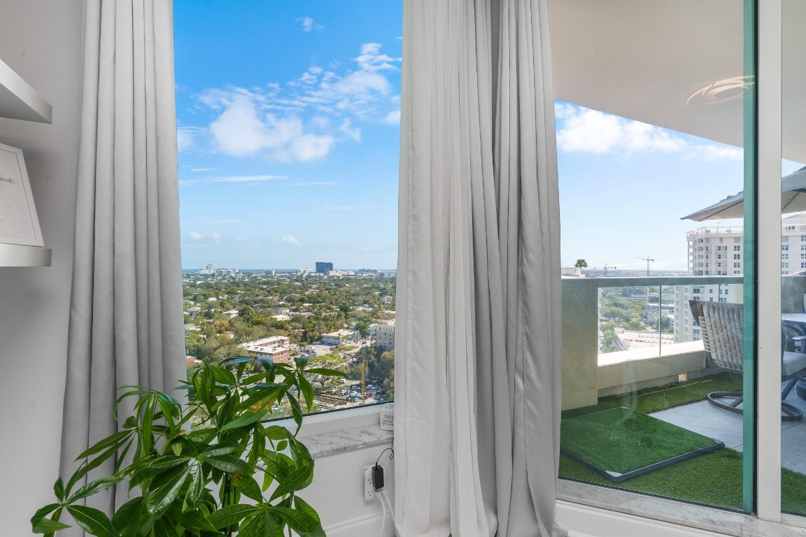 411 N New Riv #2205 Fort Lauderdale, FL 33301