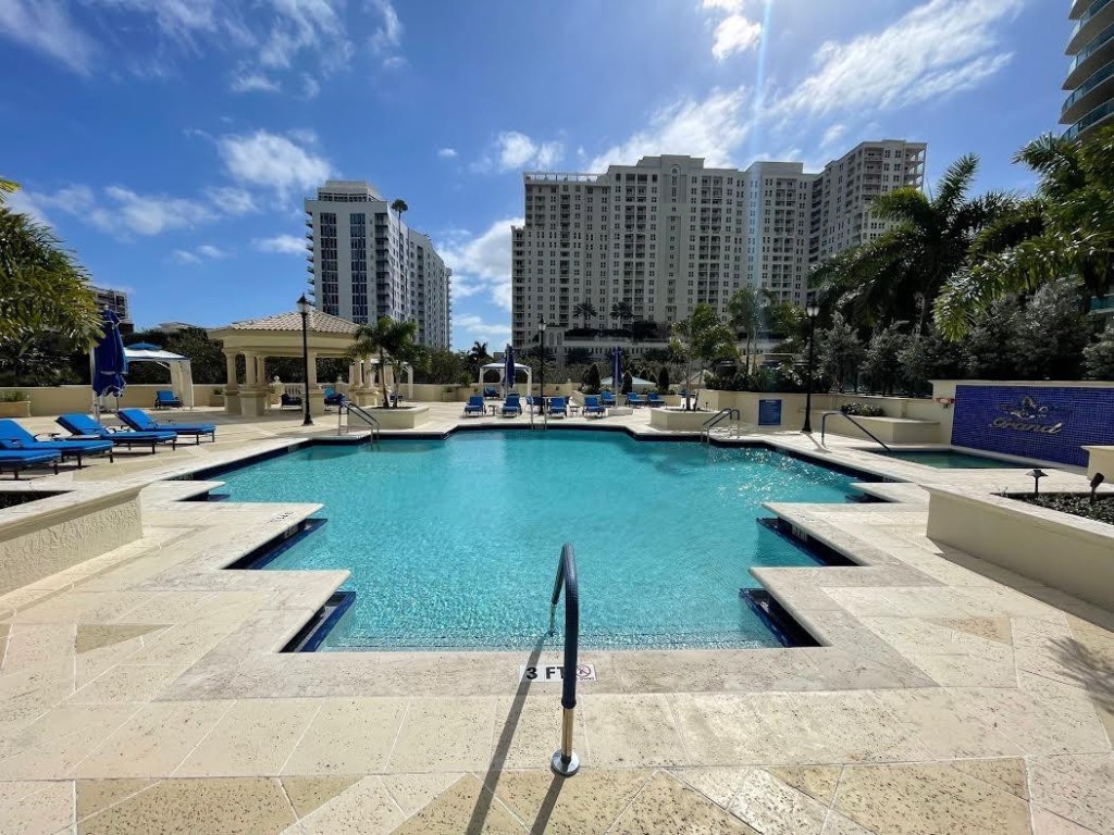 411 N New Riv #2205 Fort Lauderdale, FL 33301