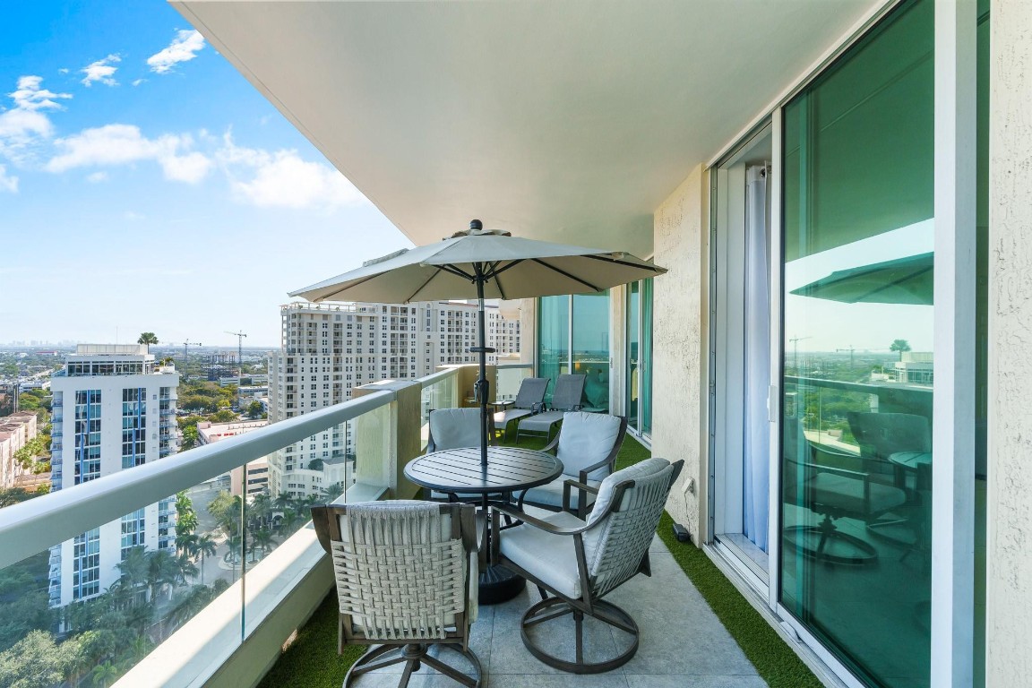 411 N New Riv #2205 Fort Lauderdale, FL 33301