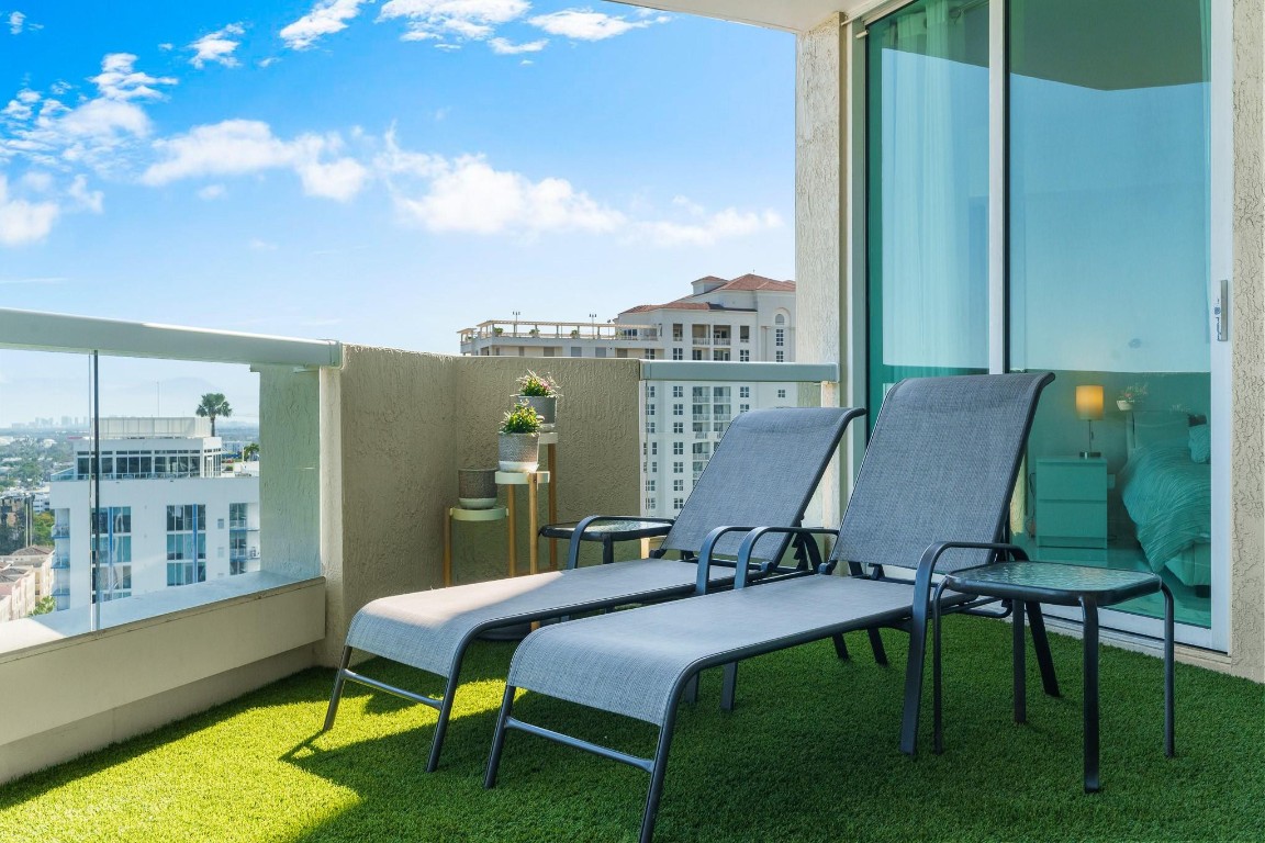 411 N New Riv #2205 Fort Lauderdale, FL 33301