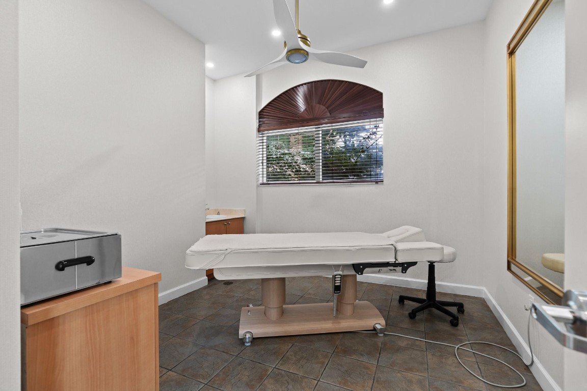 411 N New Riv #2205 Fort Lauderdale, FL 33301