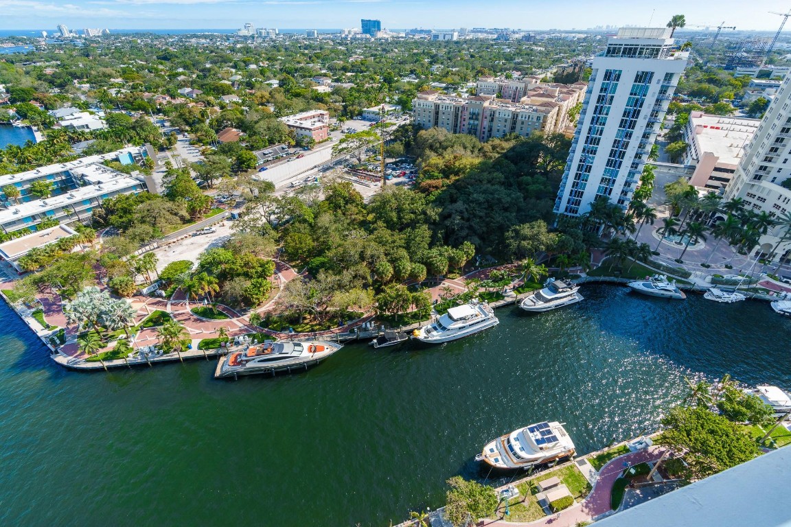 411 N New Riv #2205 Fort Lauderdale, FL 33301