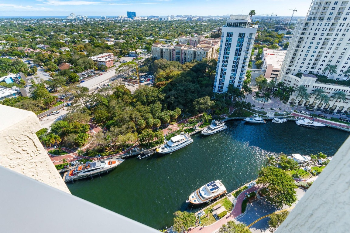 411 N New Riv #2205 Fort Lauderdale, FL 33301