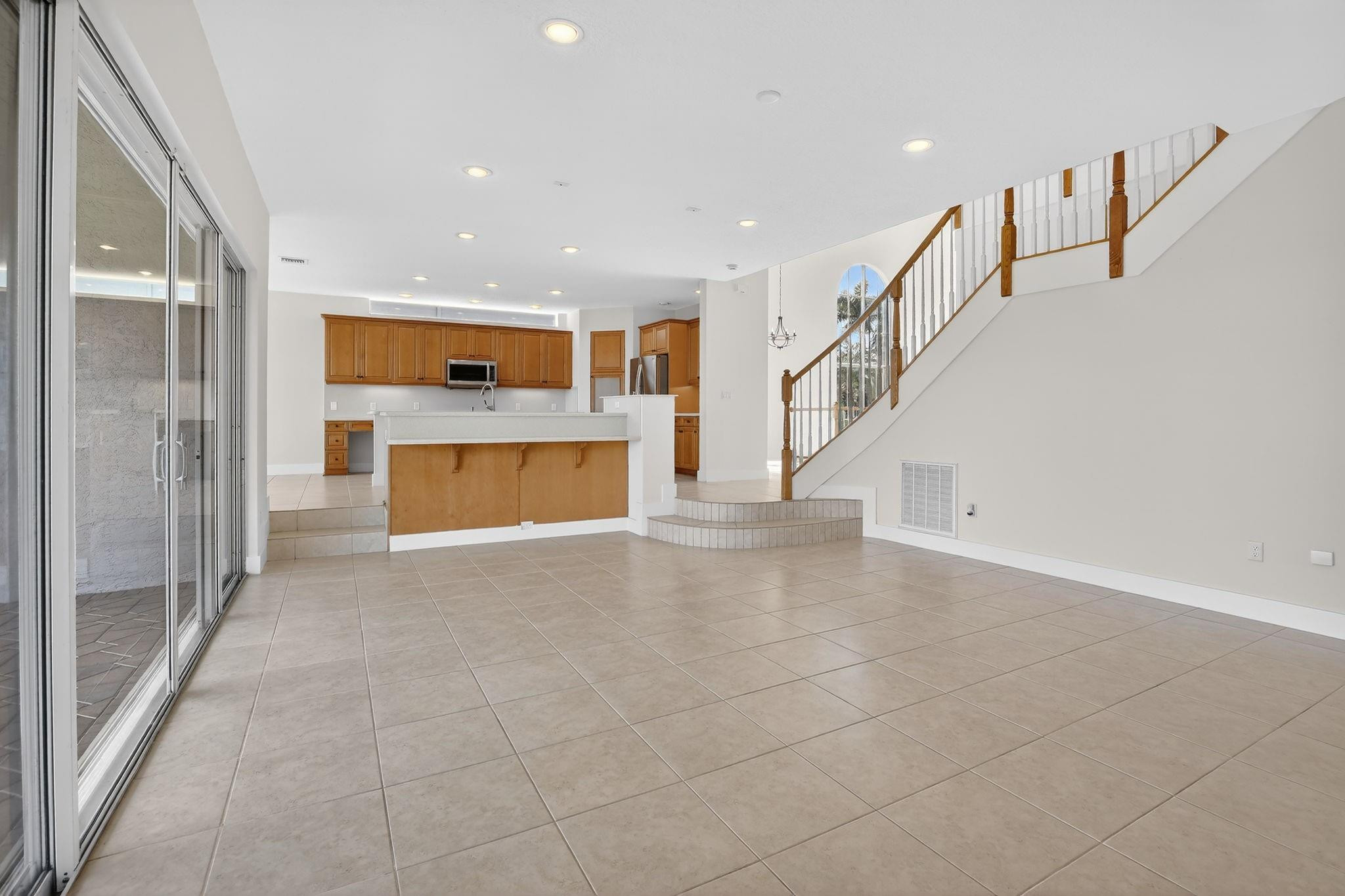 1071 SW 171st Pembroke Pines, FL 33027