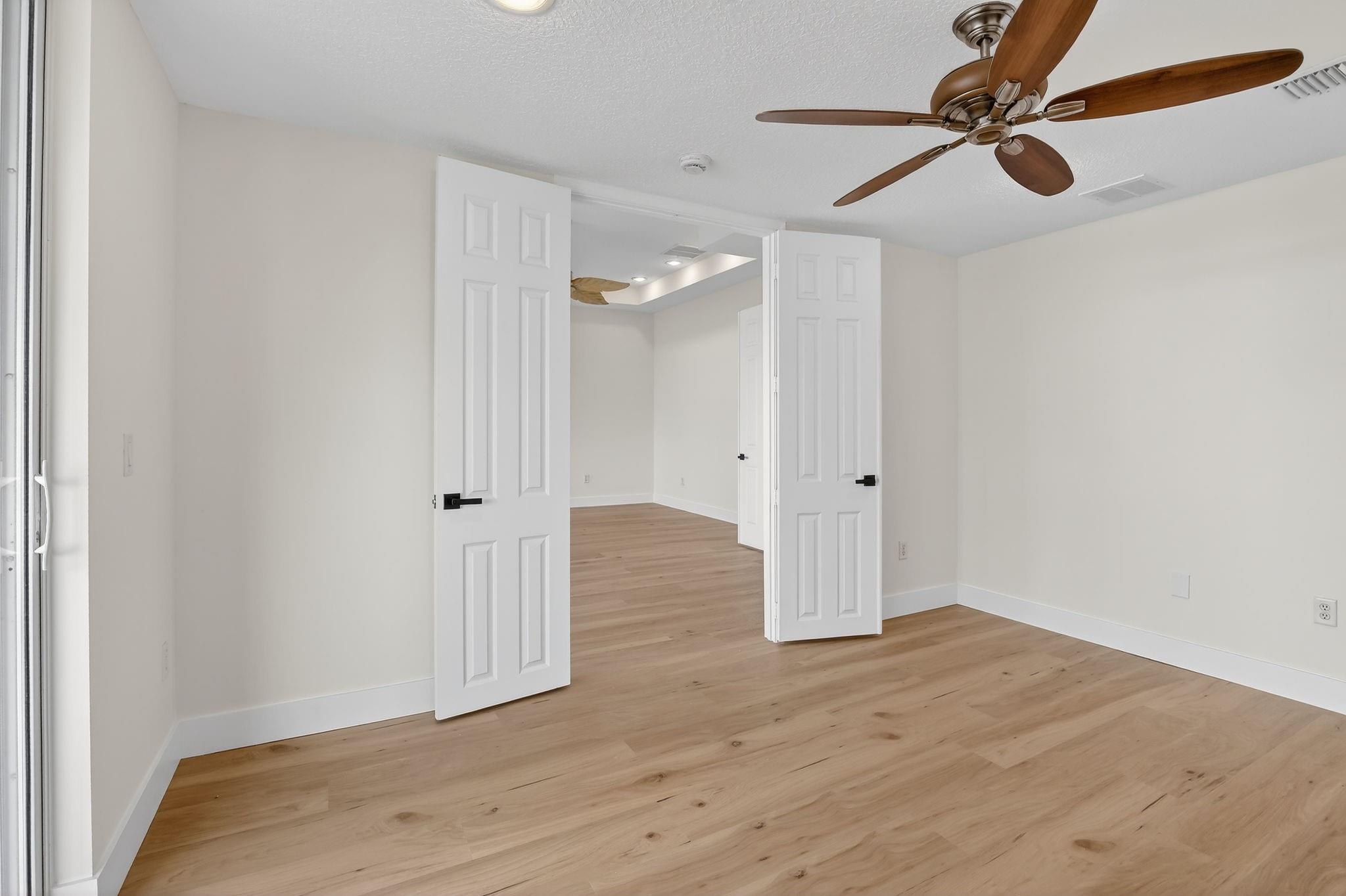 1071 SW 171st Pembroke Pines, FL 33027