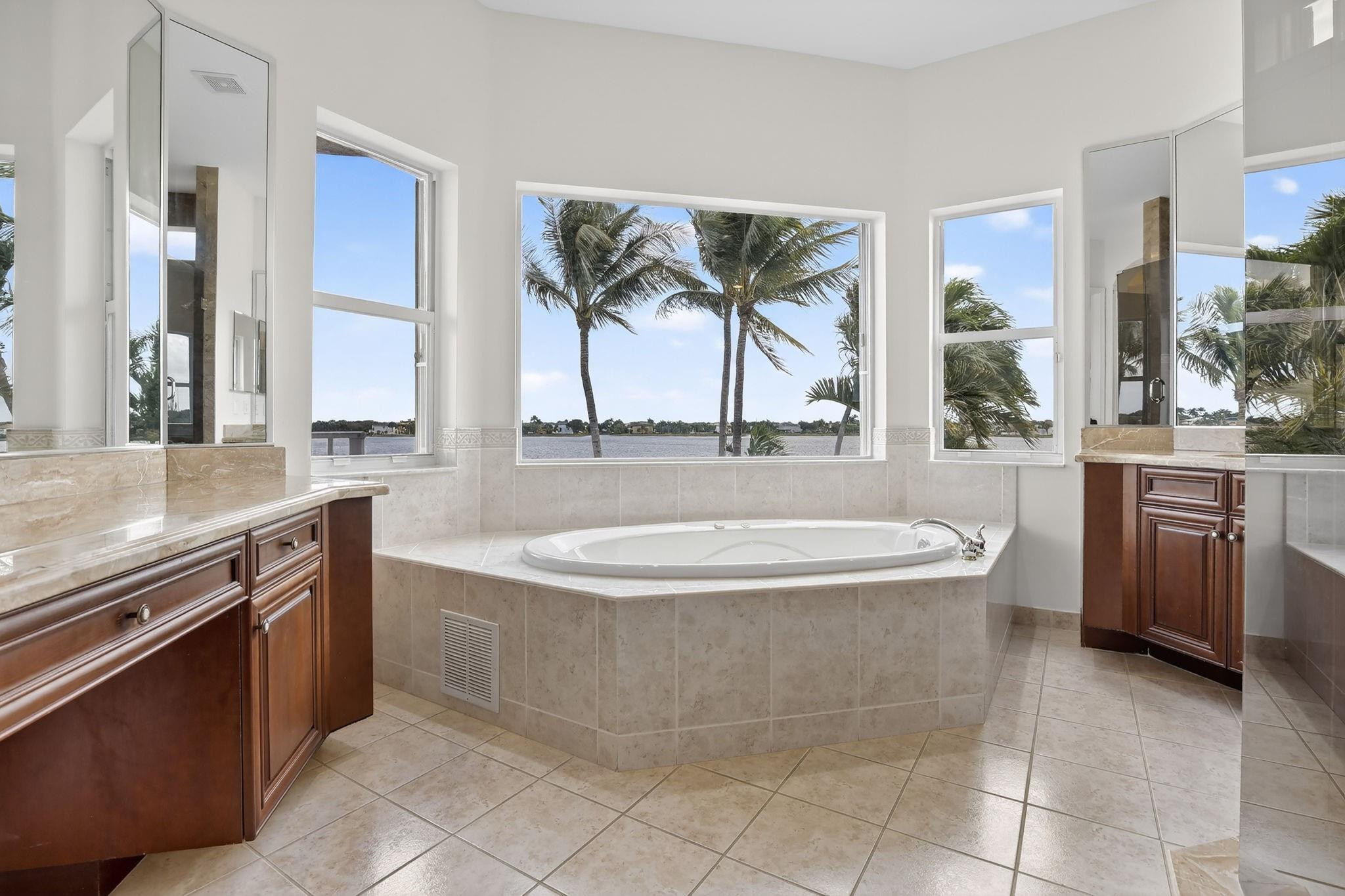 1071 SW 171st Pembroke Pines, FL 33027