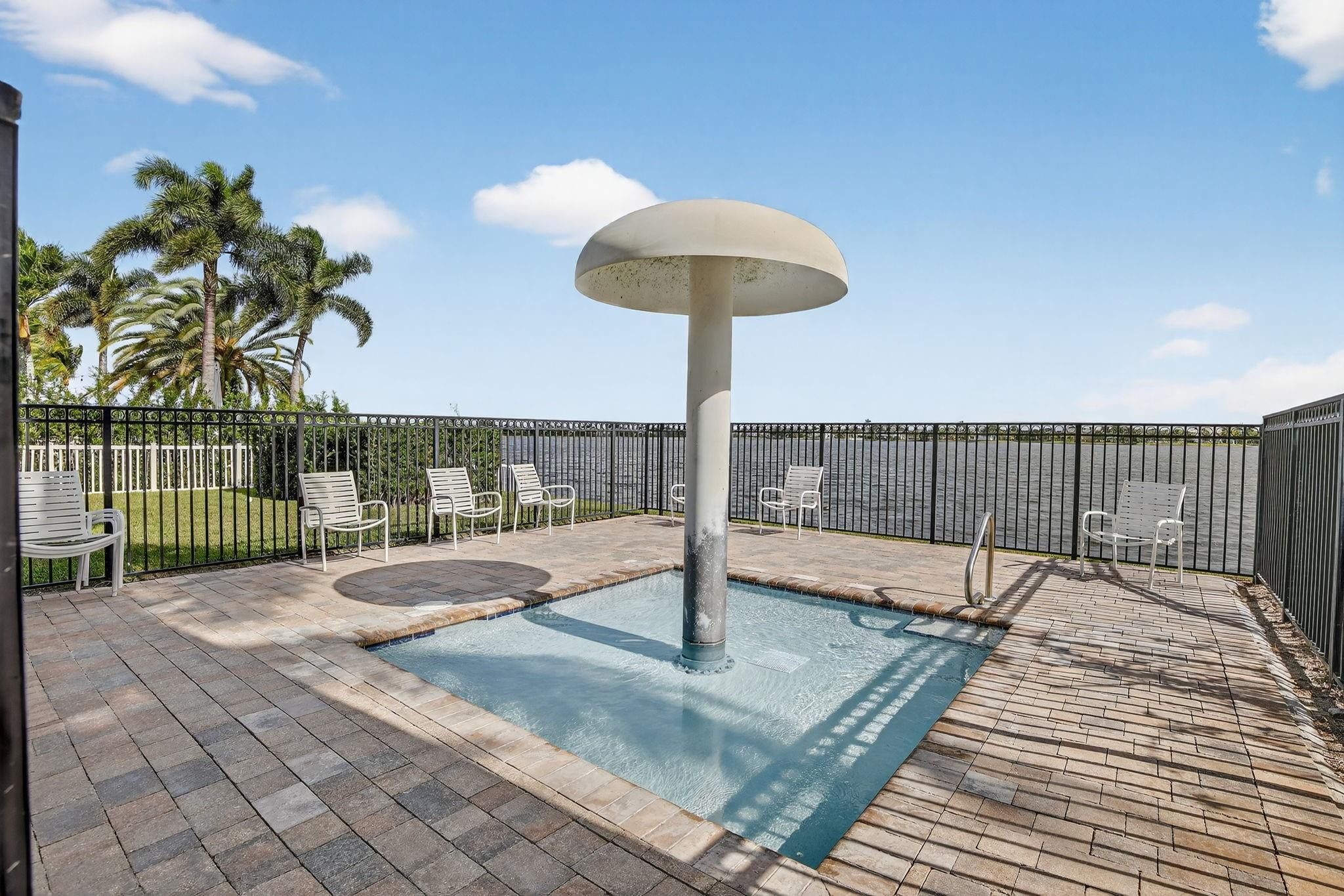 1071 SW 171st Pembroke Pines, FL 33027