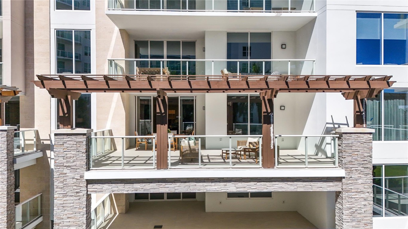 220 SE Mizner #314 Boca Raton, FL 33432